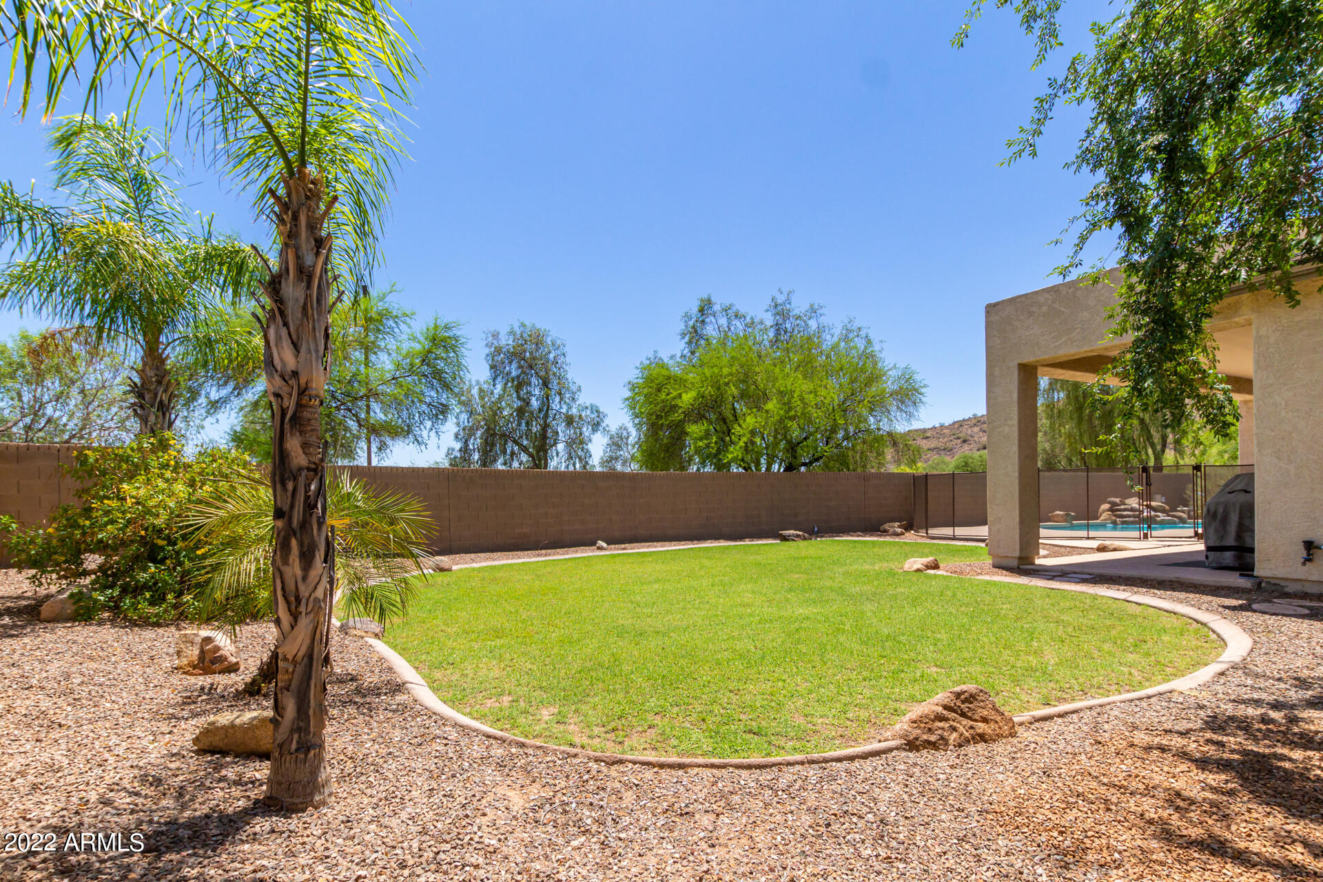 4545 W POKEBERRY Lane