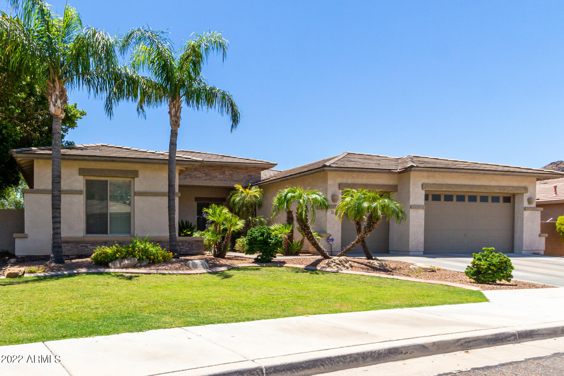 4545 W POKEBERRY Lane