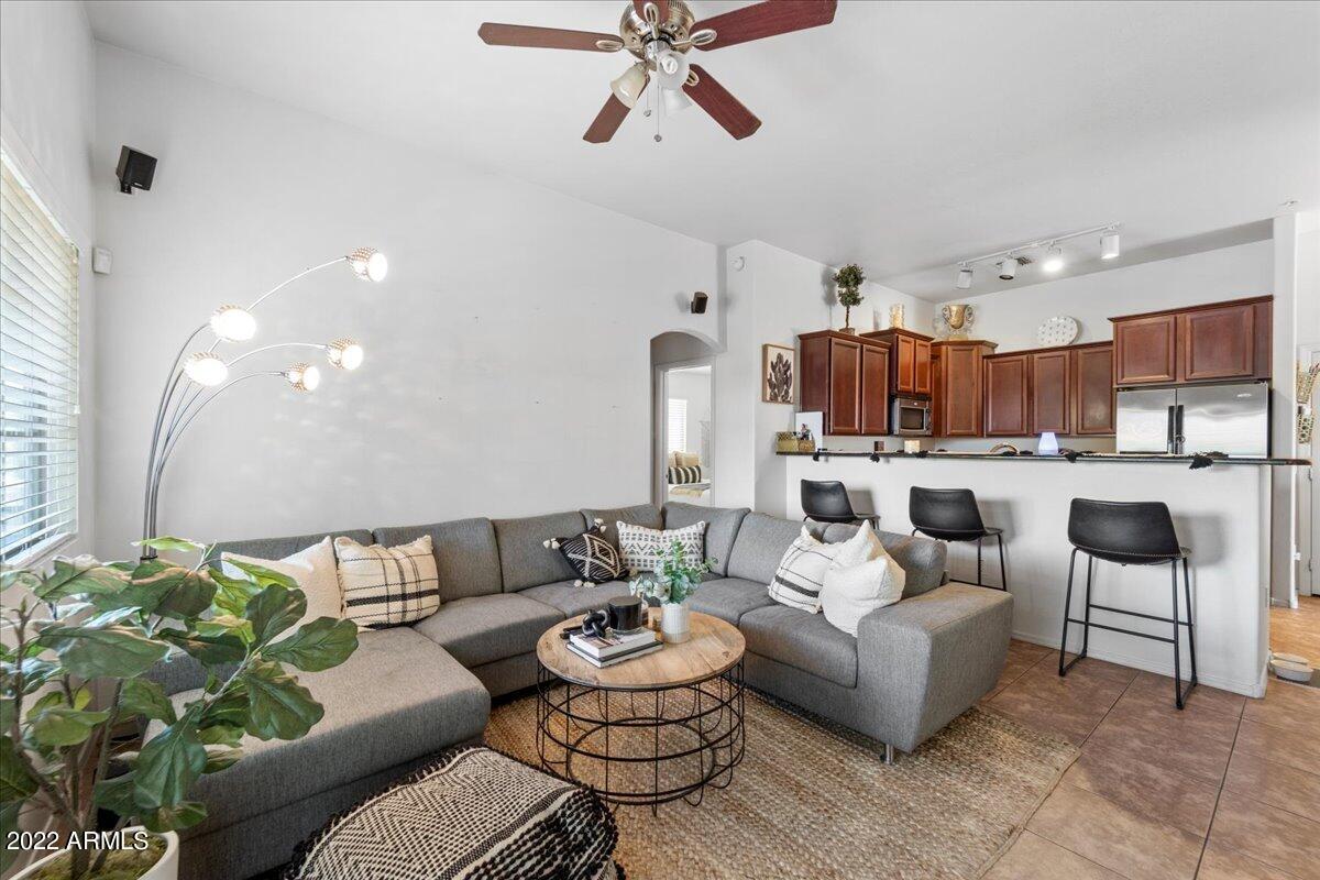 280 S EVERGREEN Road Unit: 1255