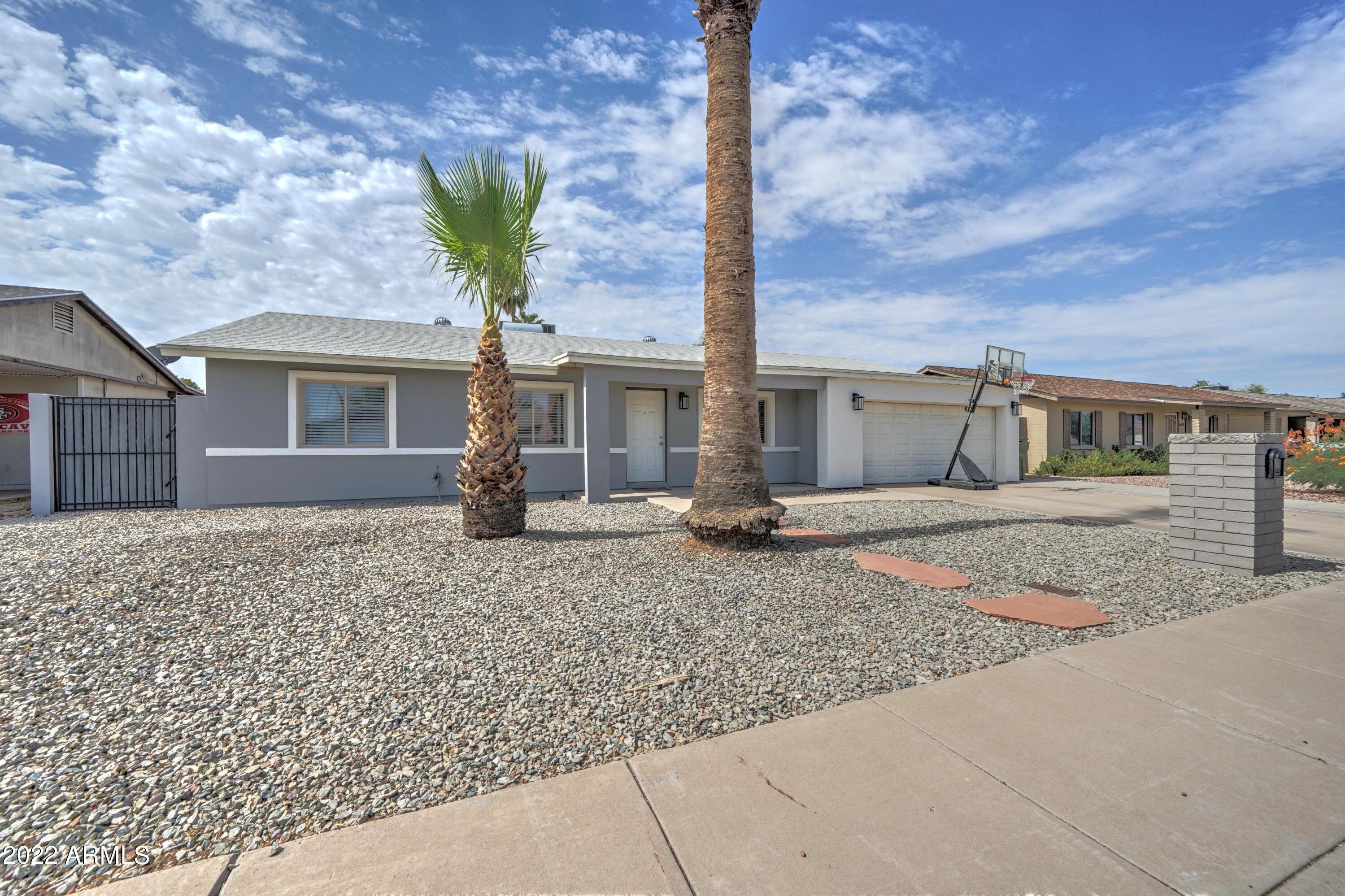 5415 W DESERT COVE Avenue