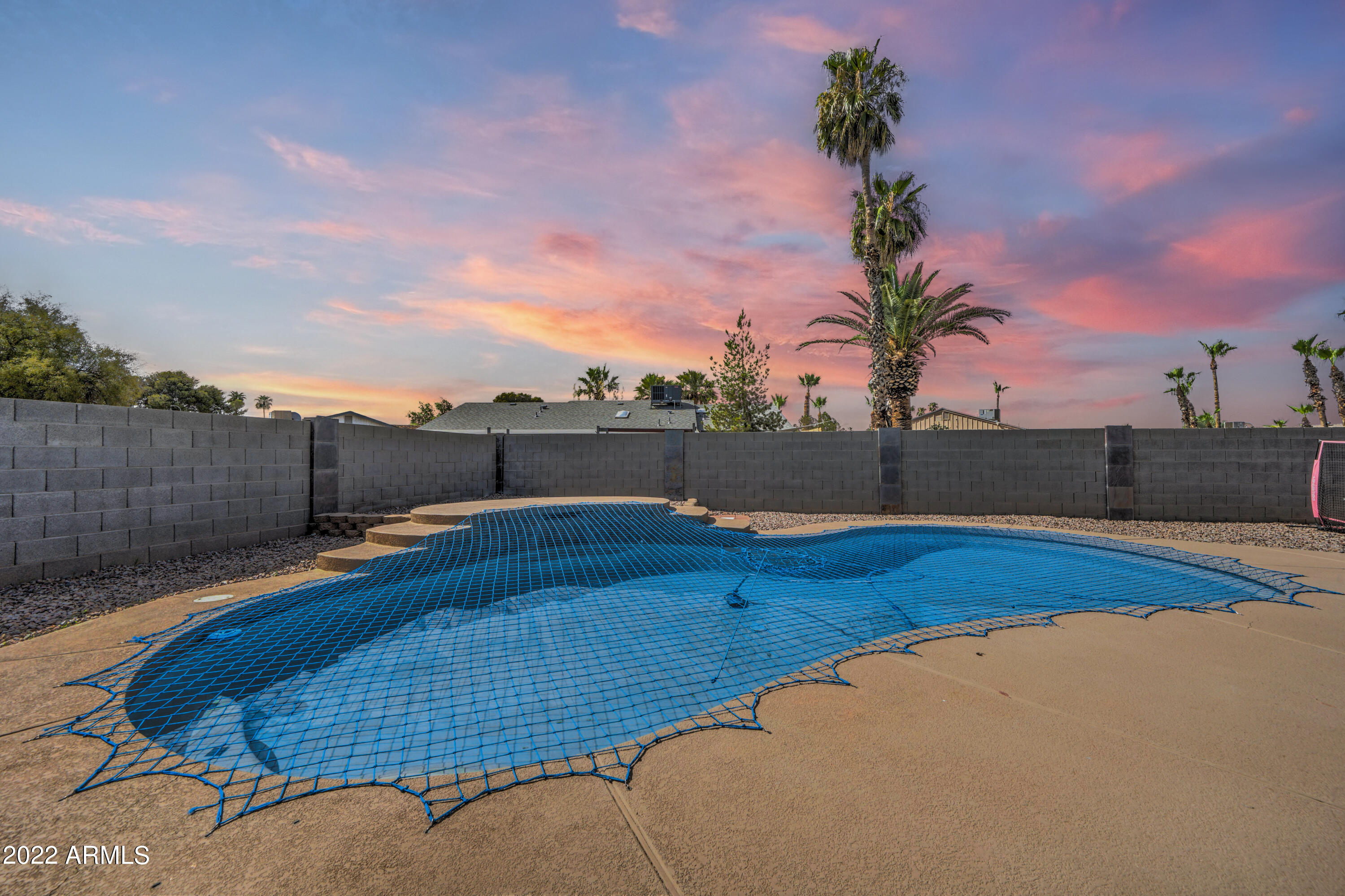 5415 W DESERT COVE Avenue