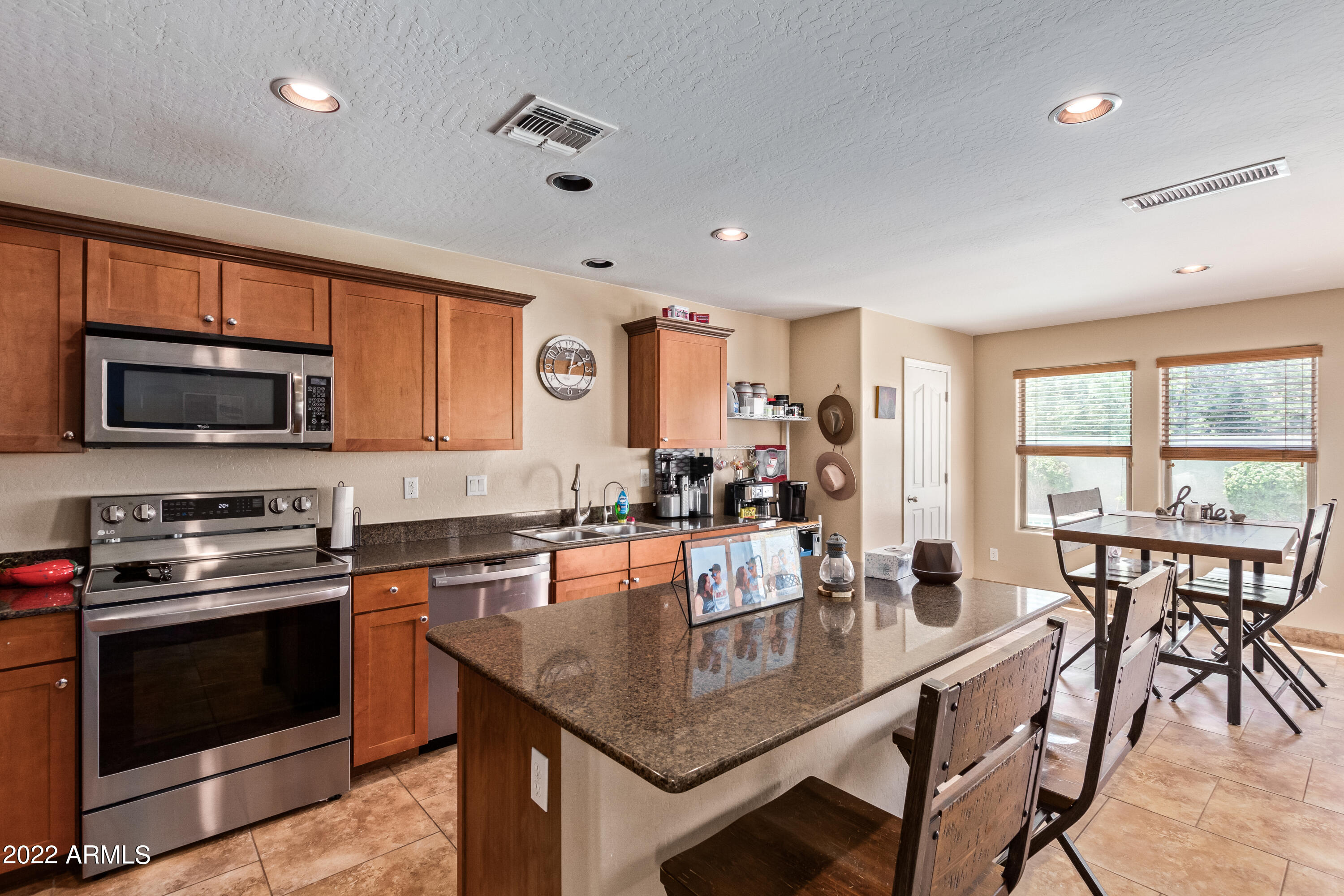17814 N BELL POINTE Boulevard
