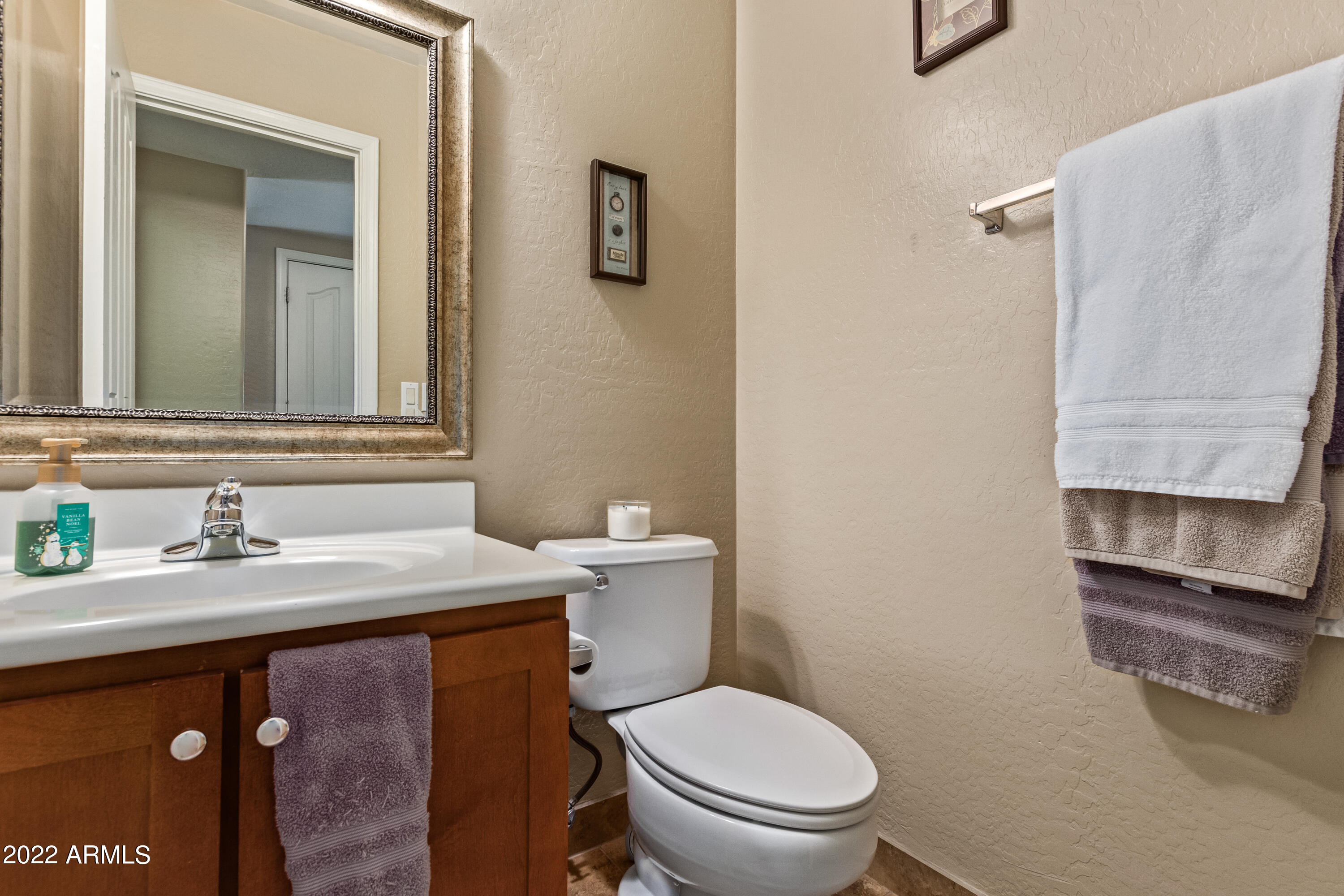 17814 N BELL POINTE Boulevard