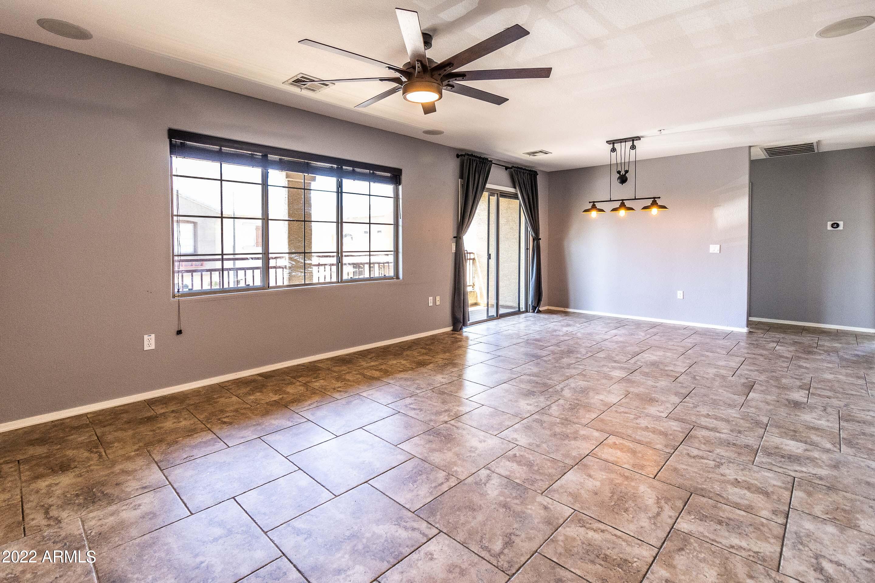1350 S GREENFIELD Road Unit: 2083
