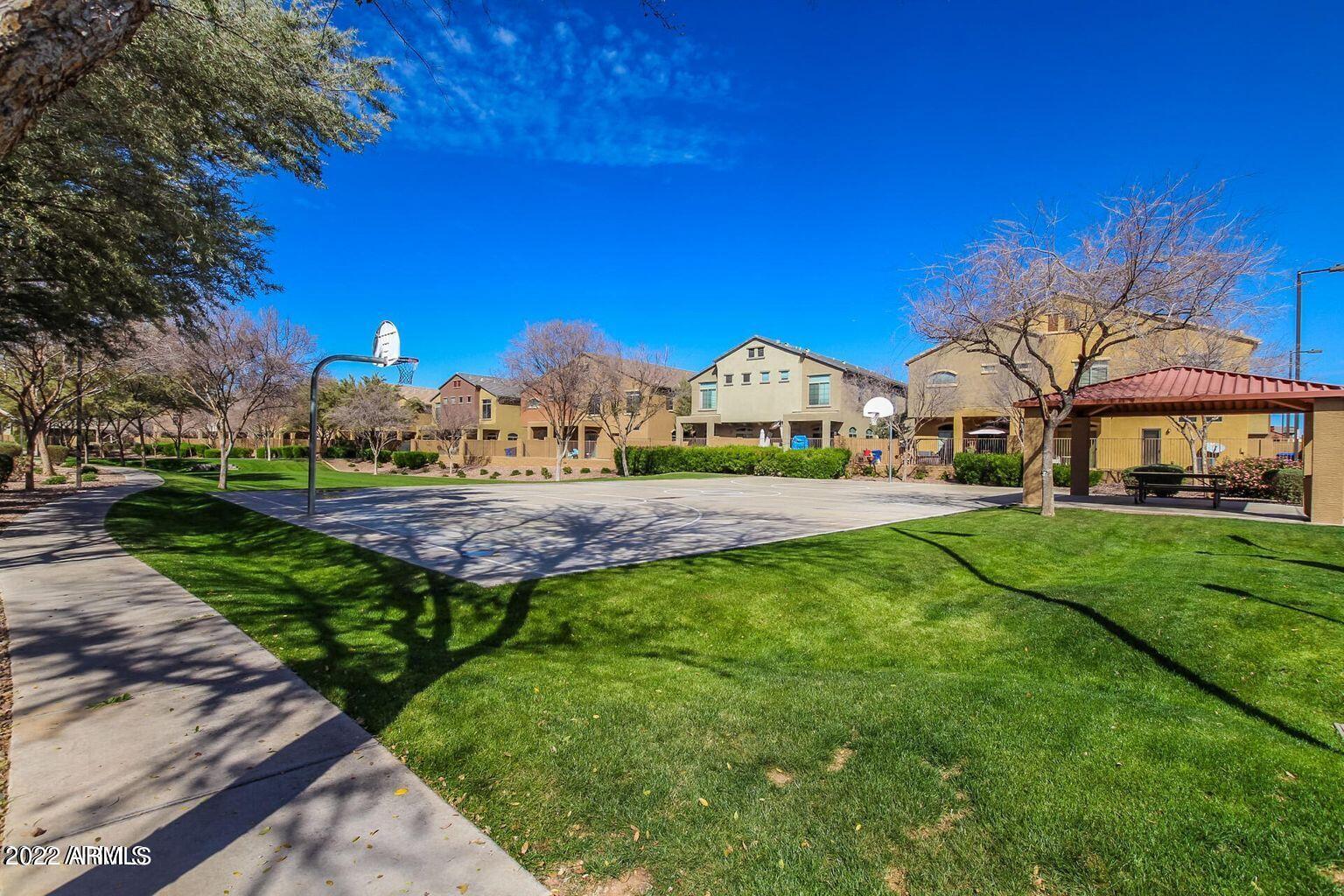 1350 S GREENFIELD Road Unit: 2083
