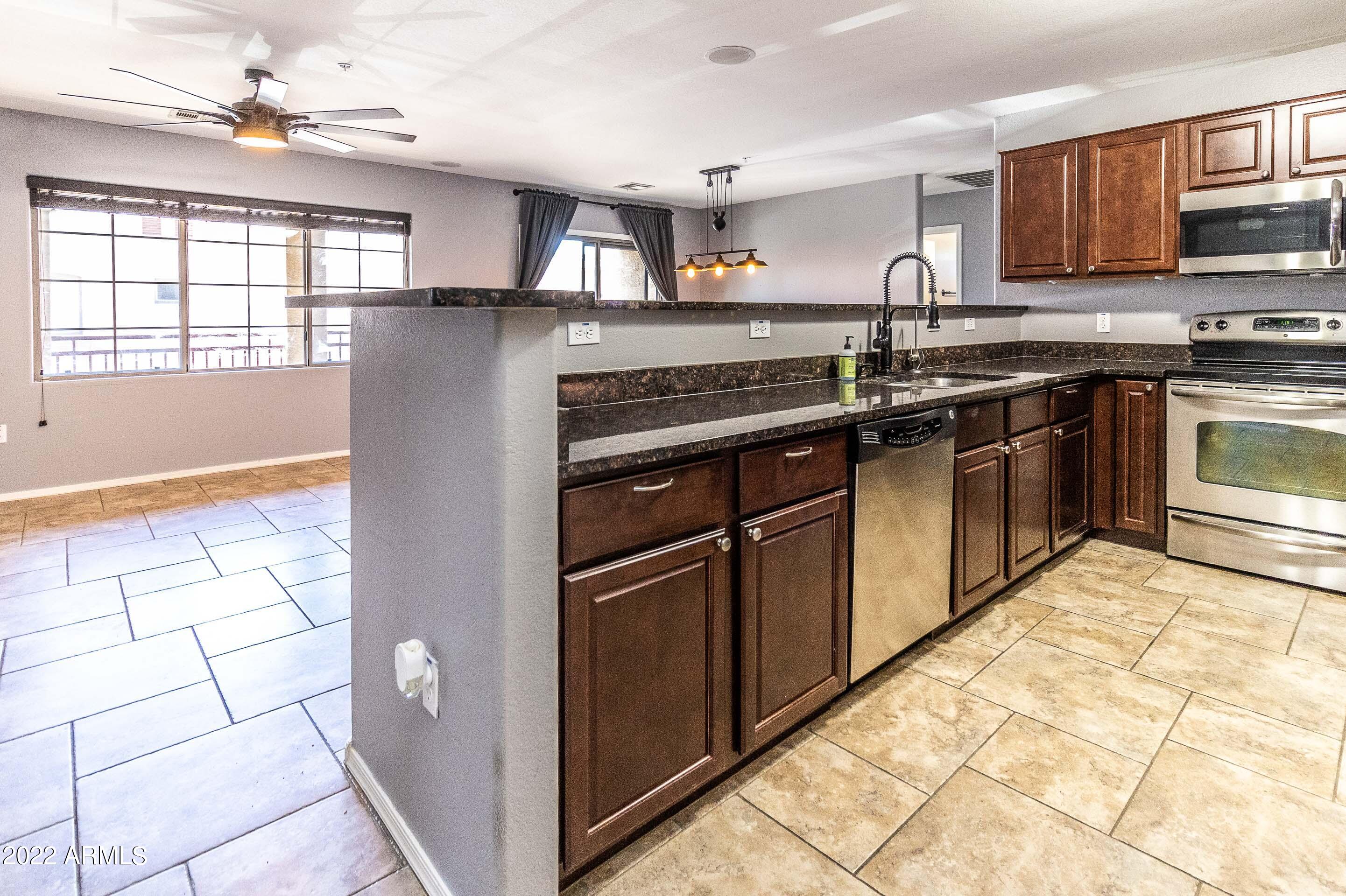 1350 S GREENFIELD Road Unit: 2083