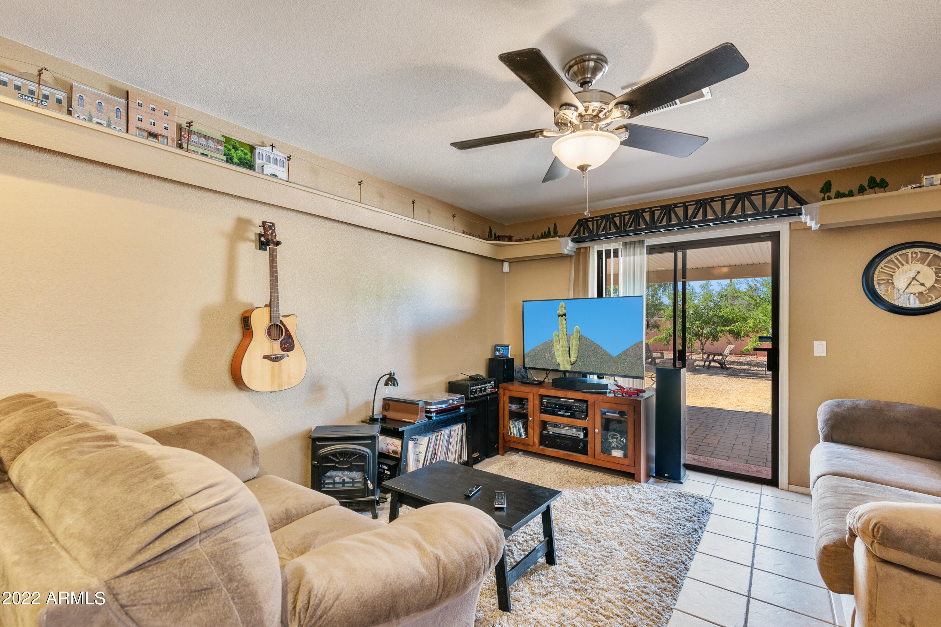 15716 W SMOKEY Drive