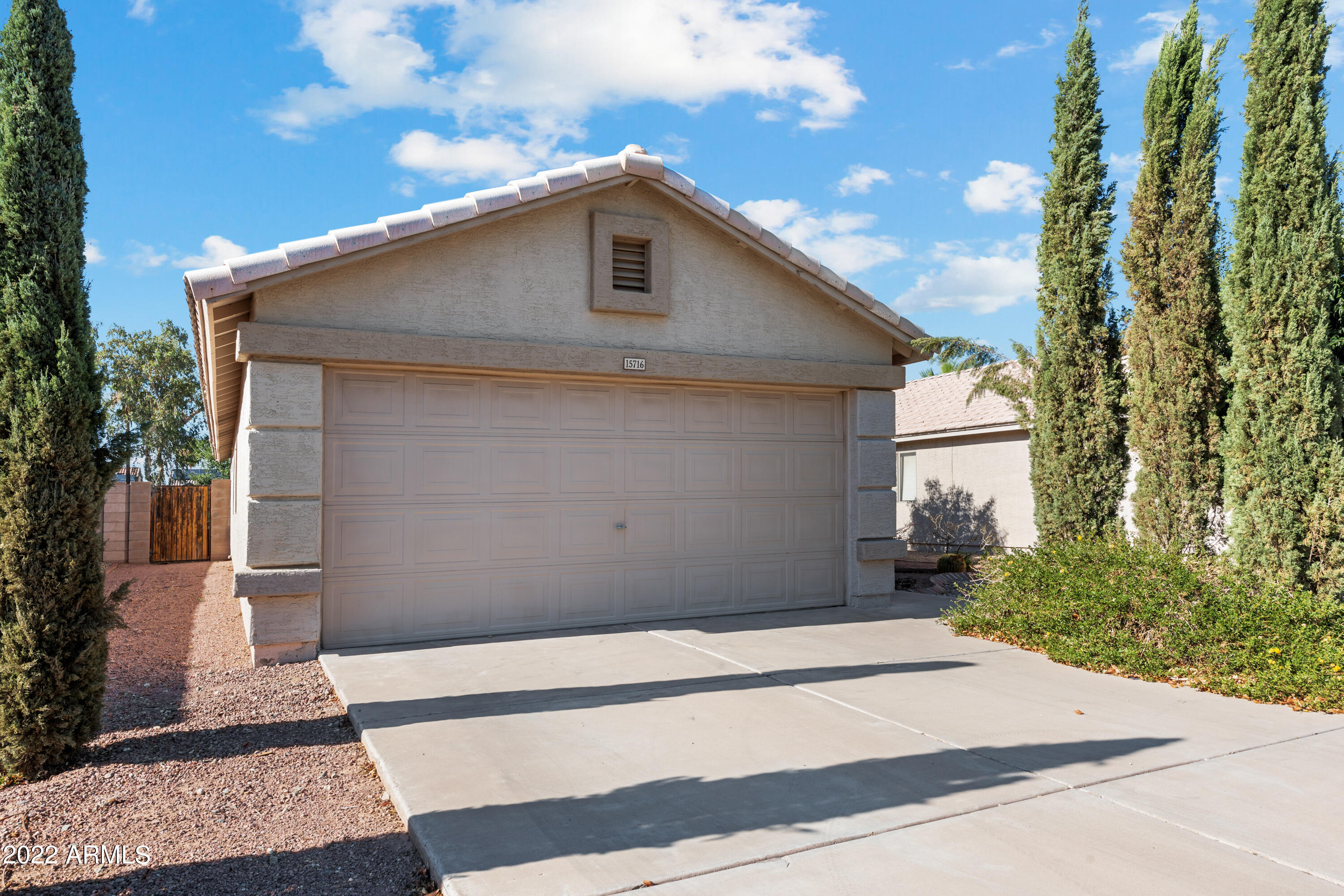 15716 W SMOKEY Drive