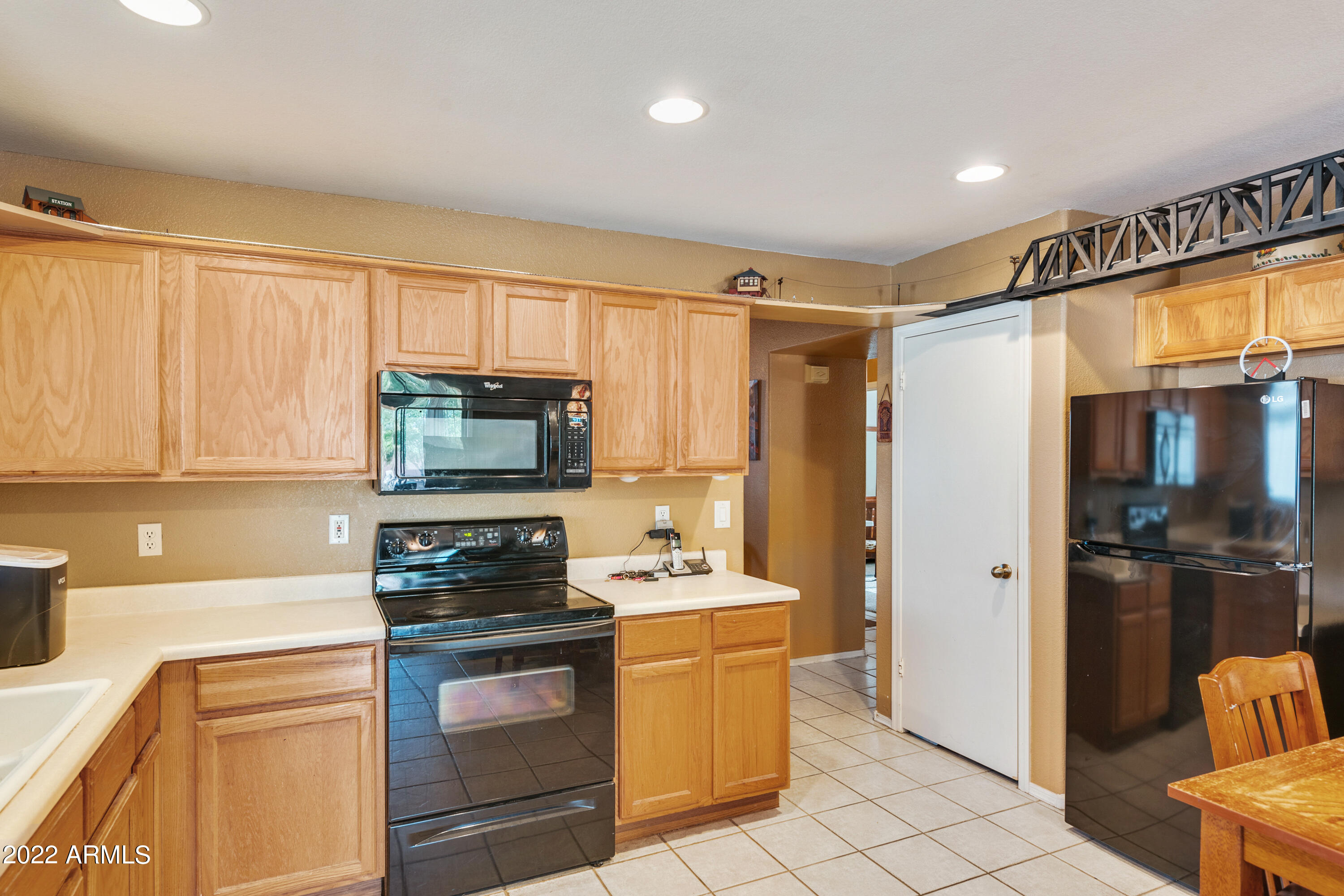 15716 W SMOKEY Drive