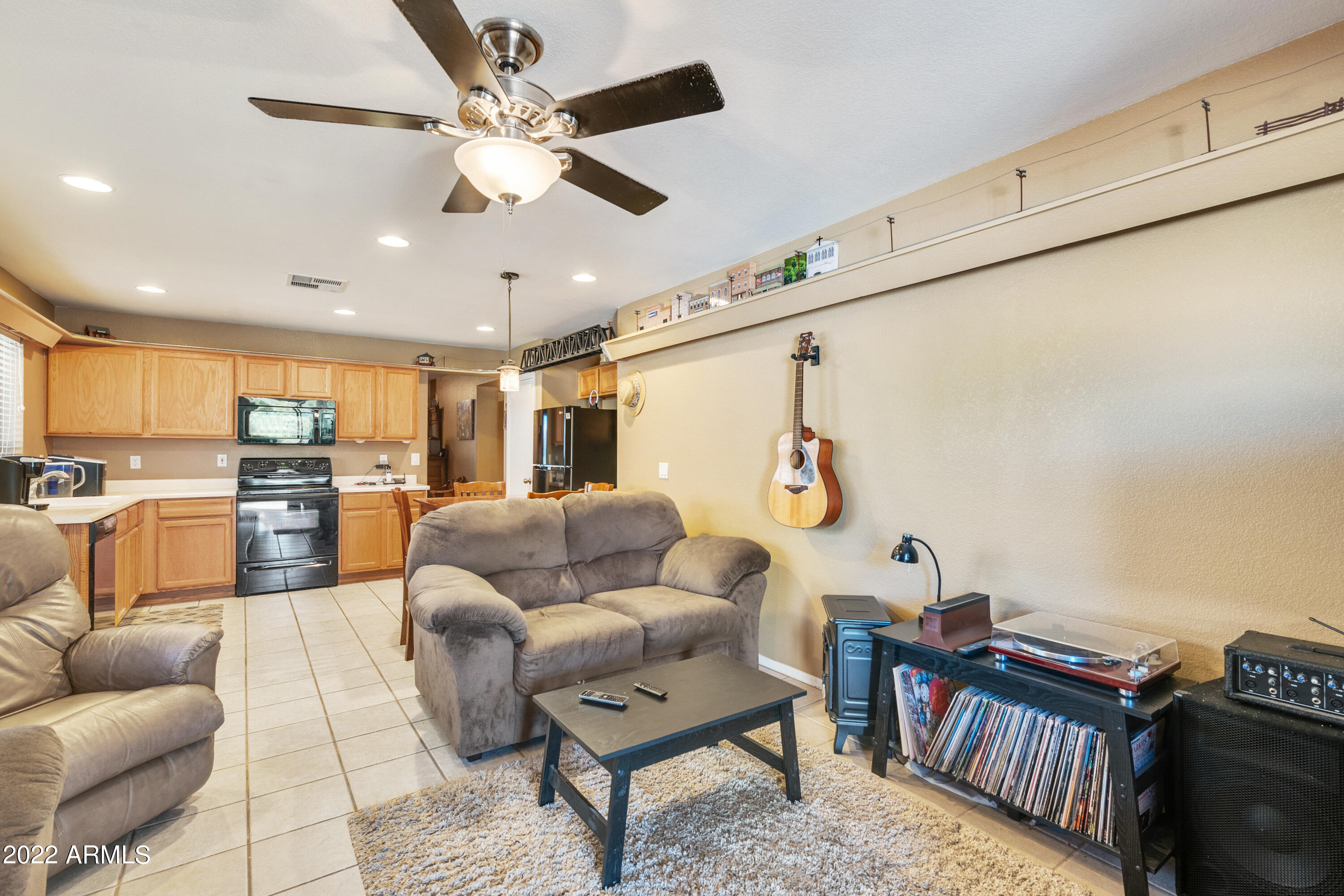 15716 W SMOKEY Drive