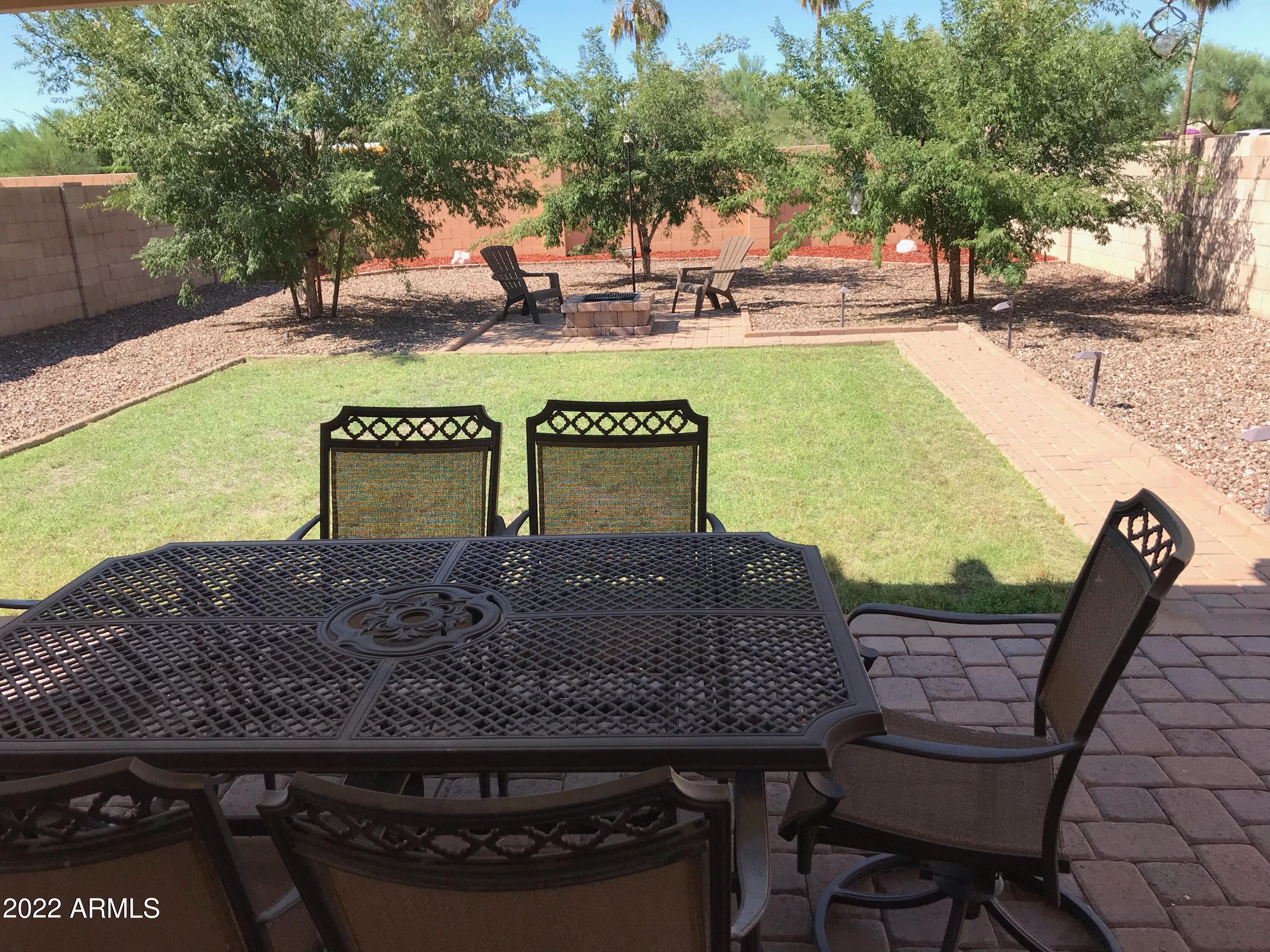 15716 W SMOKEY Drive
