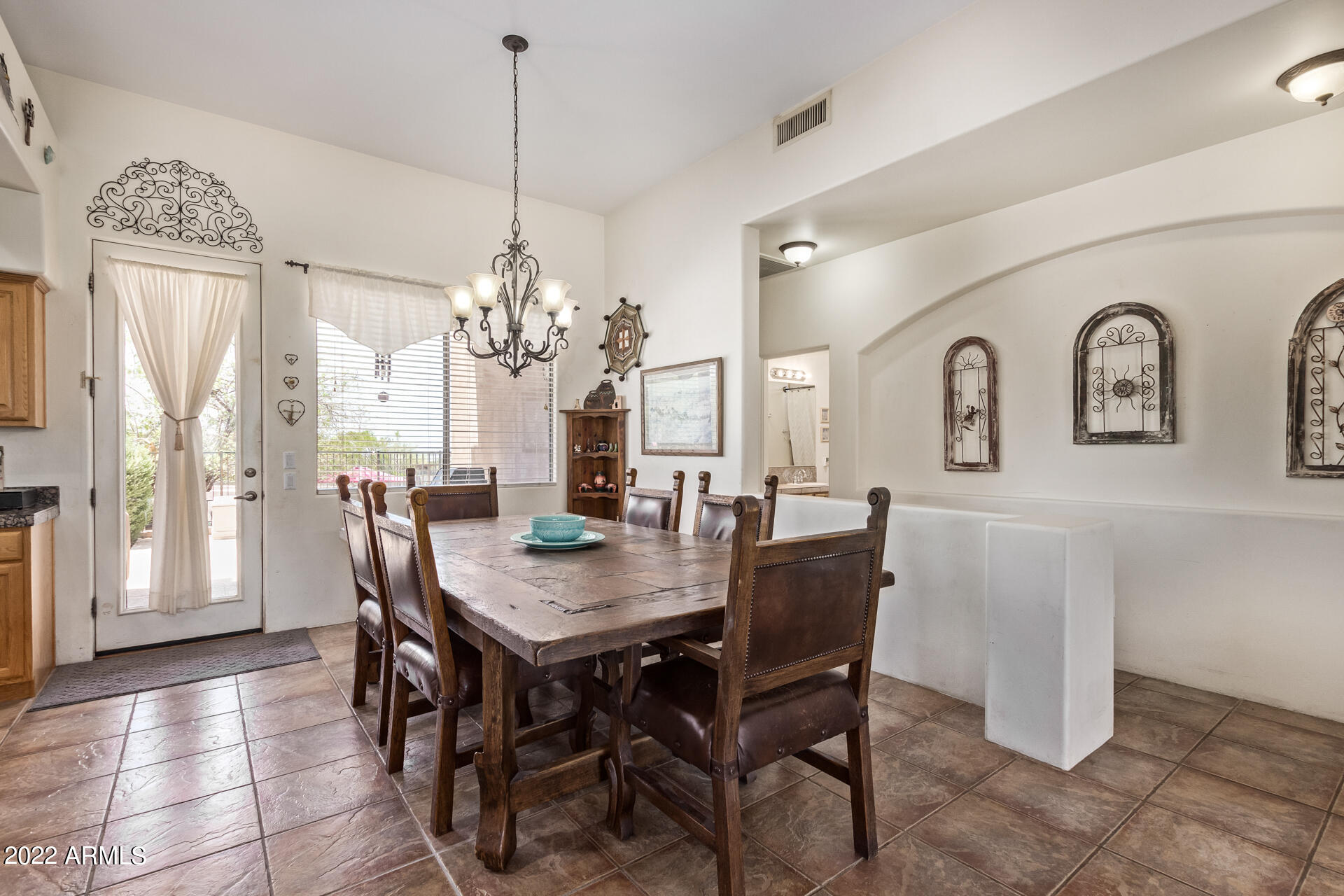 2215 W ESTRELLA Road