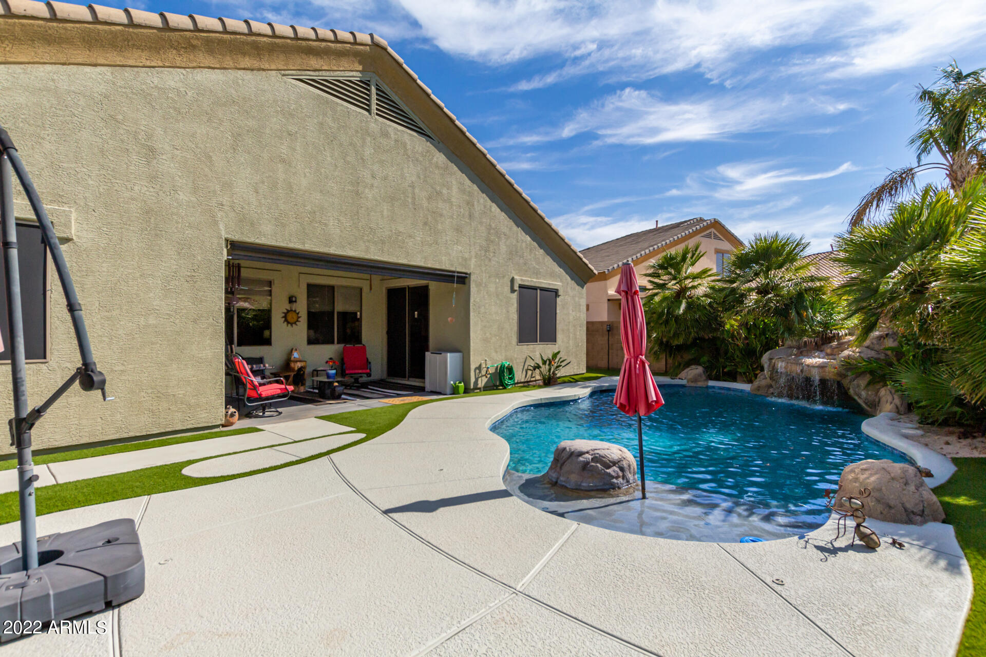 1770 E WESSON Drive