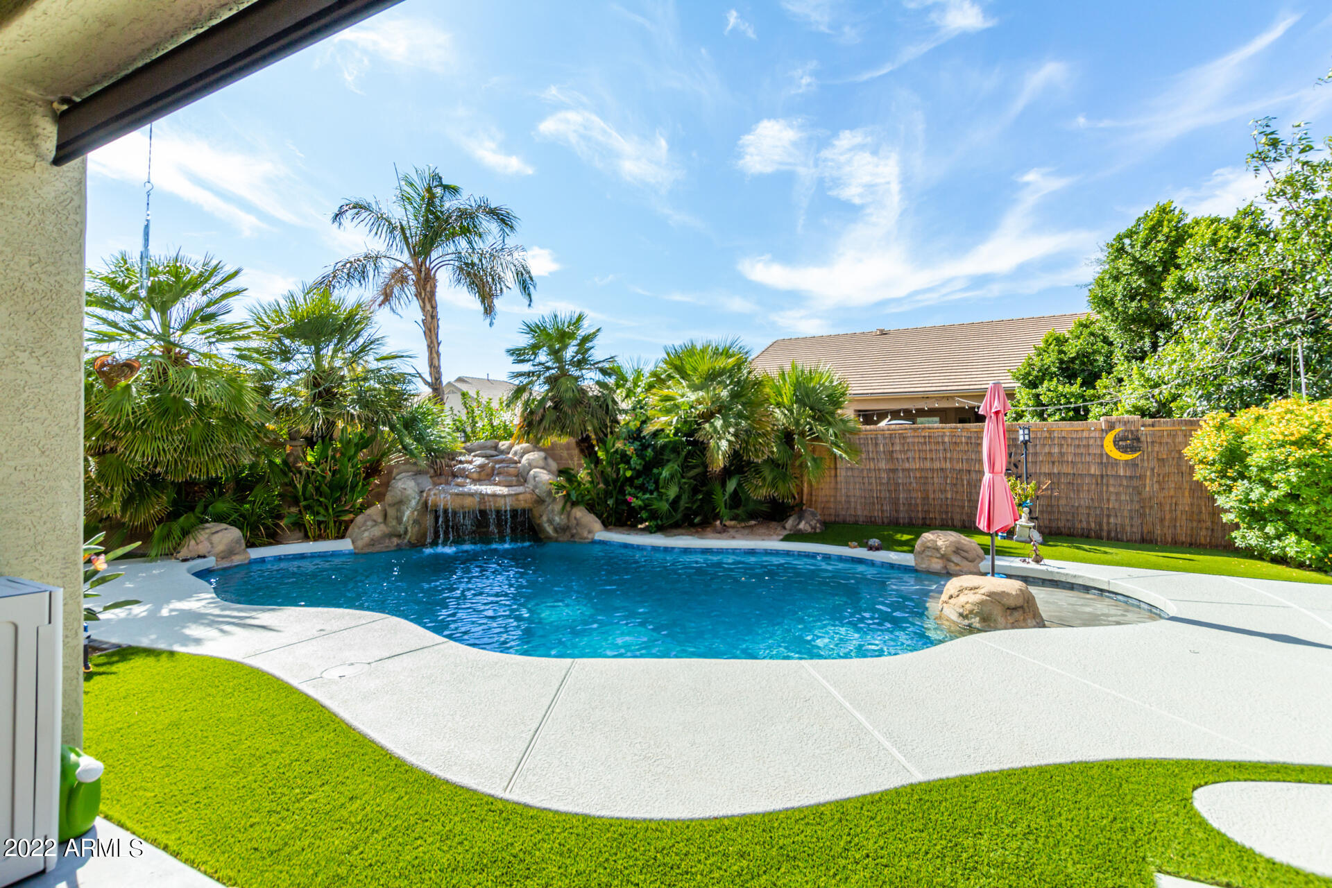 1770 E WESSON Drive