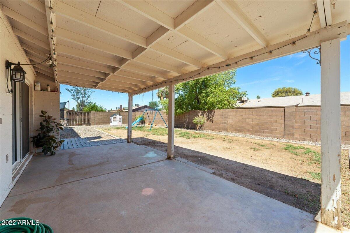 2204 E HARMONY Avenue