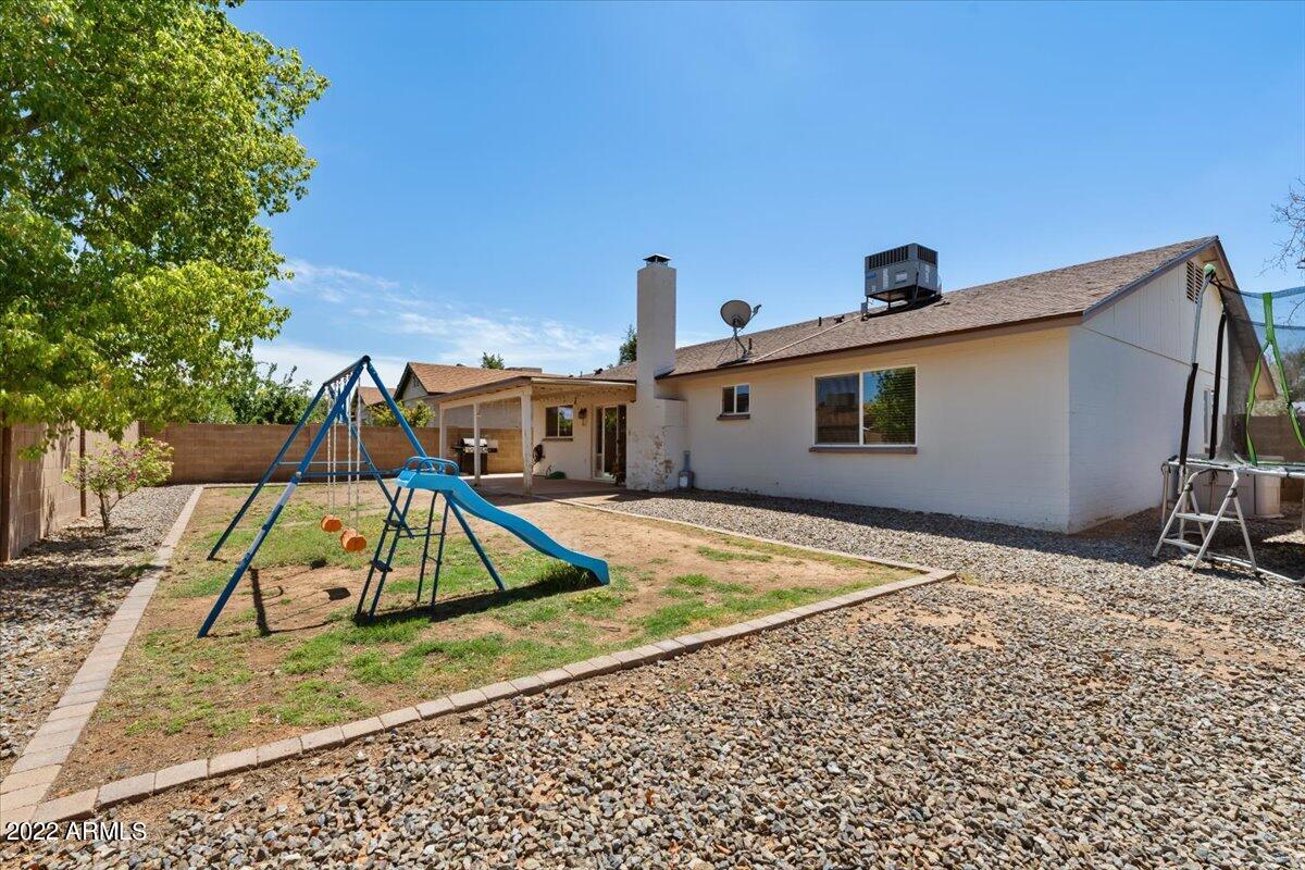 2204 E HARMONY Avenue
