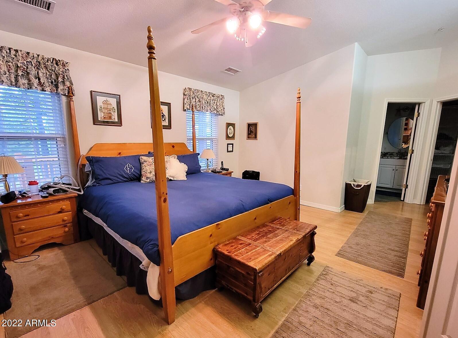 3950 E KOKOPELLI Lane