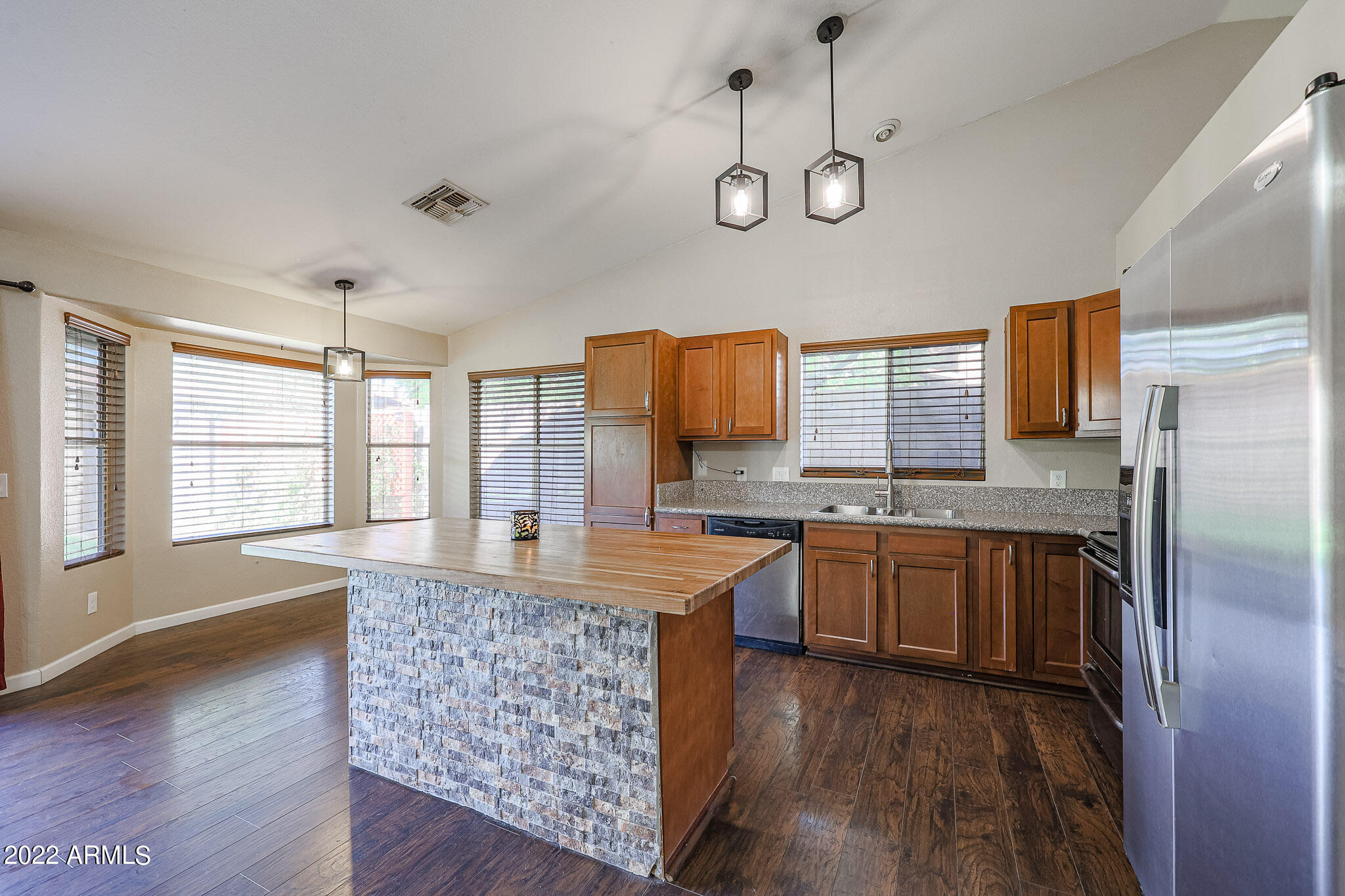 4330 W CAMINO VIVAZ --