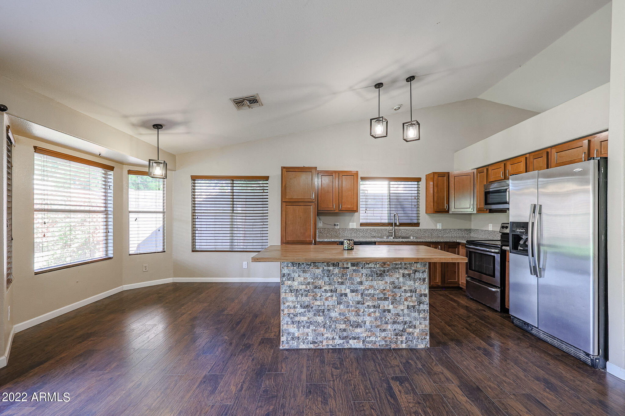 4330 W CAMINO VIVAZ --