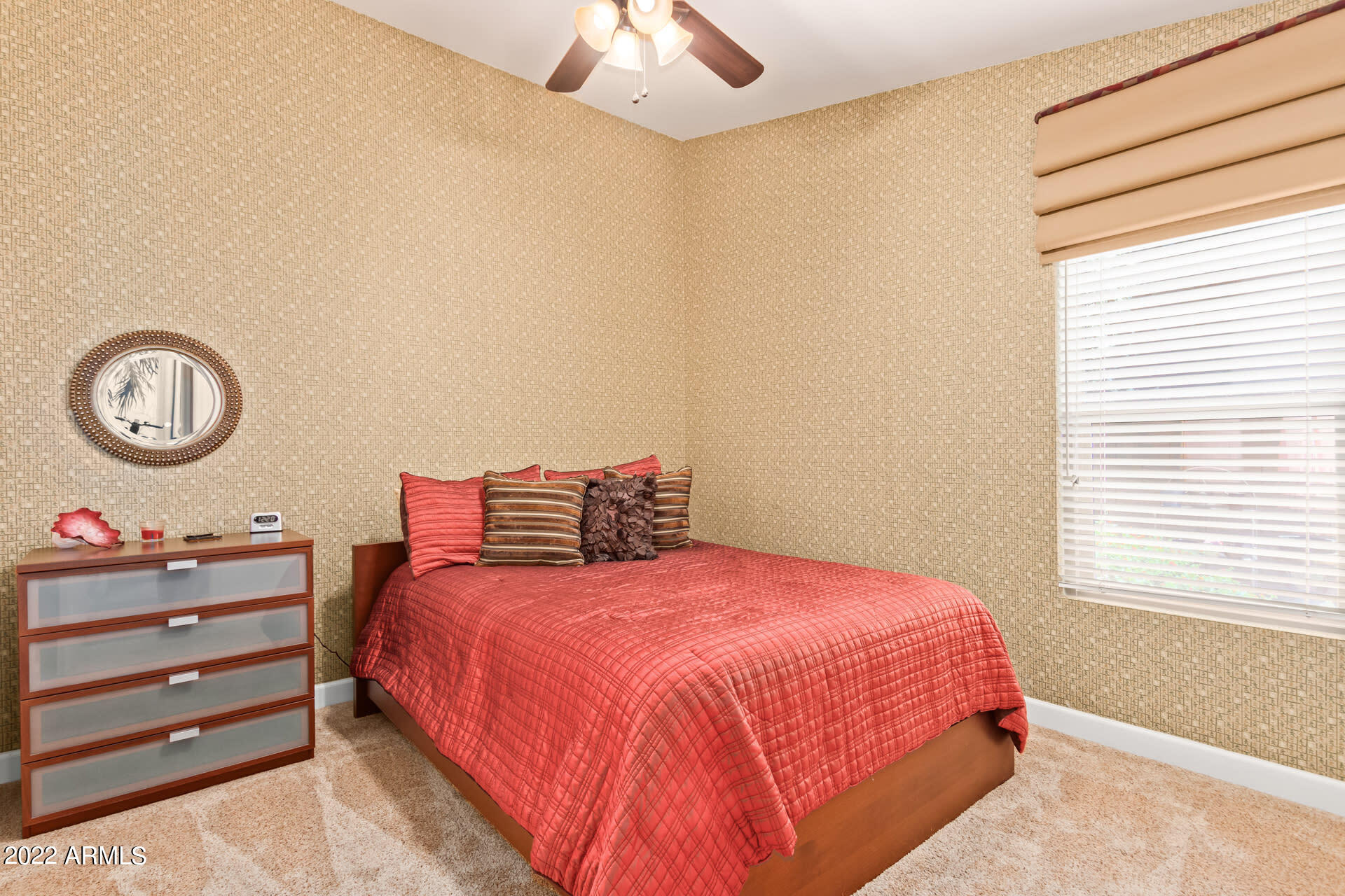 4034 E ROBIN Lane