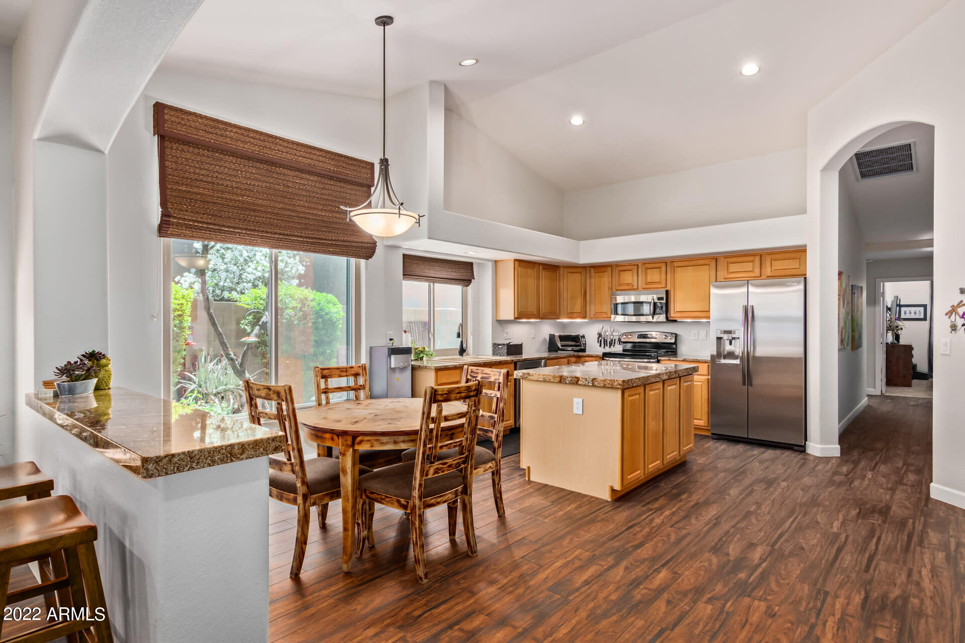 4034 E ROBIN Lane