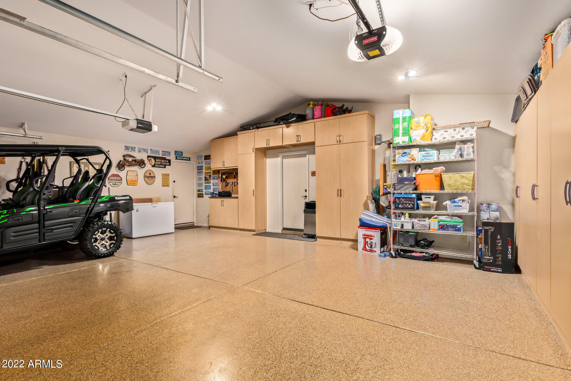 4034 E ROBIN Lane