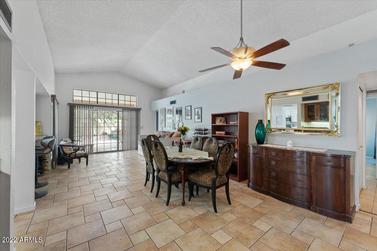 1324 N Lesueur --
