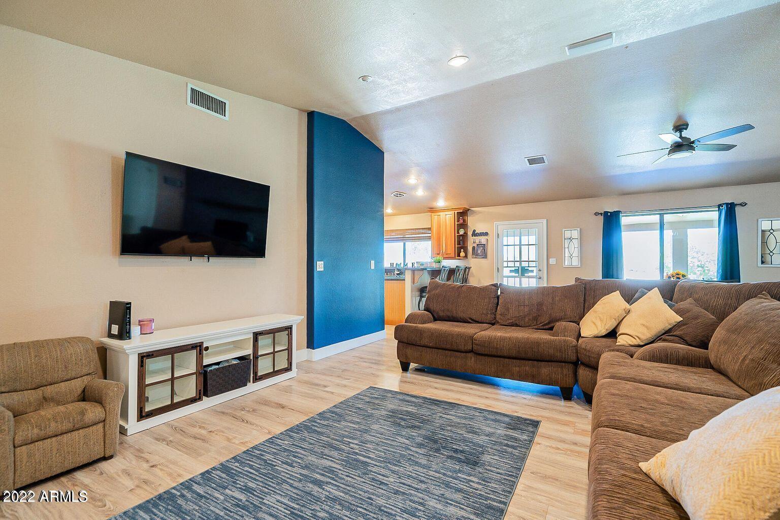 5032 W SAGUARO PARK Lane