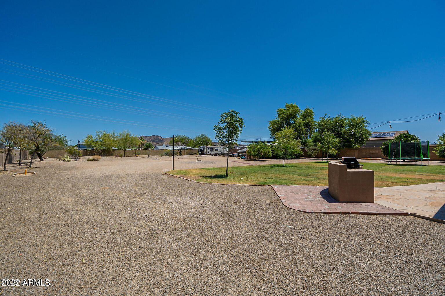 5032 W SAGUARO PARK Lane