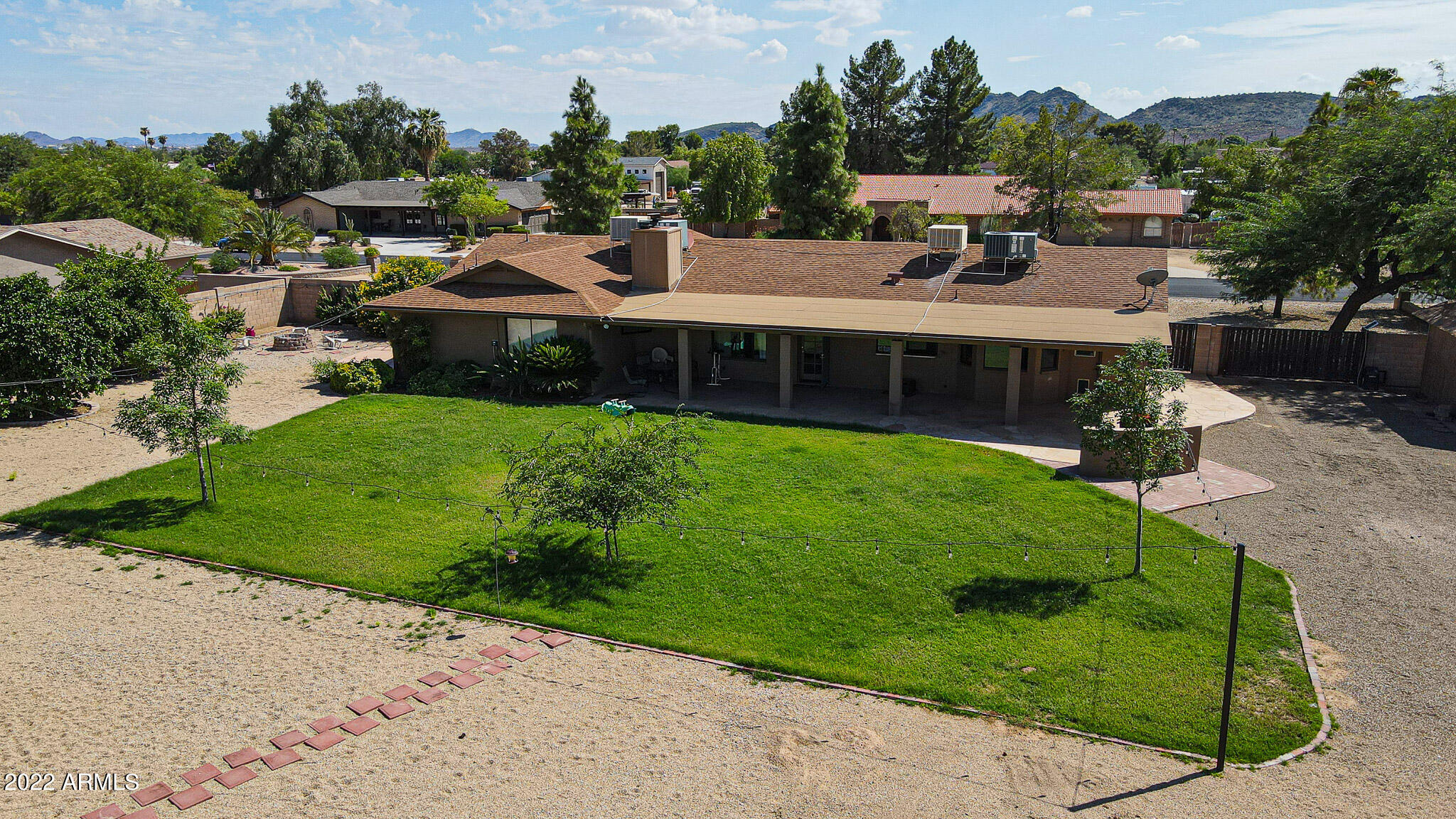 5032 W SAGUARO PARK Lane