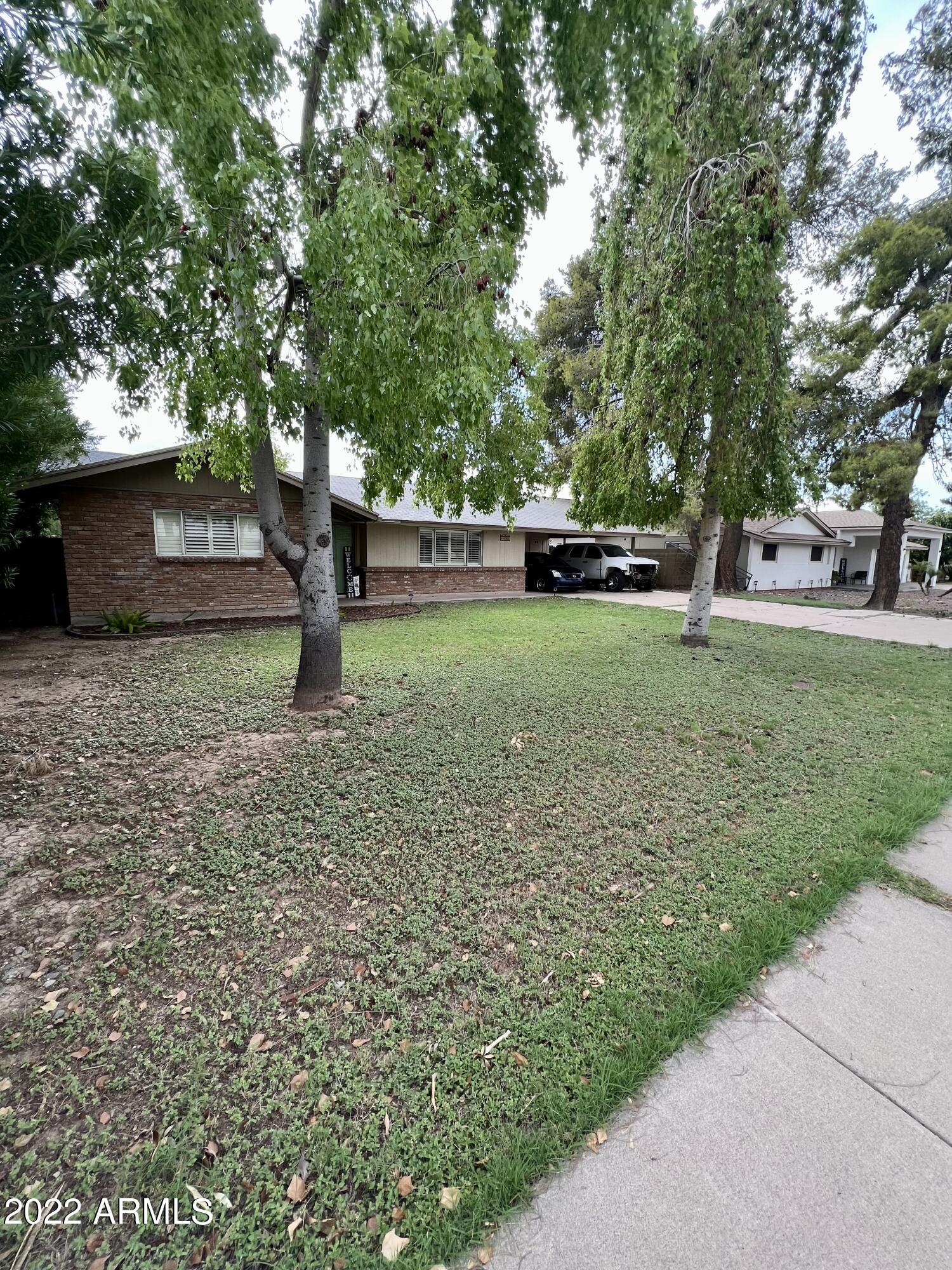 1451 E 8TH Street