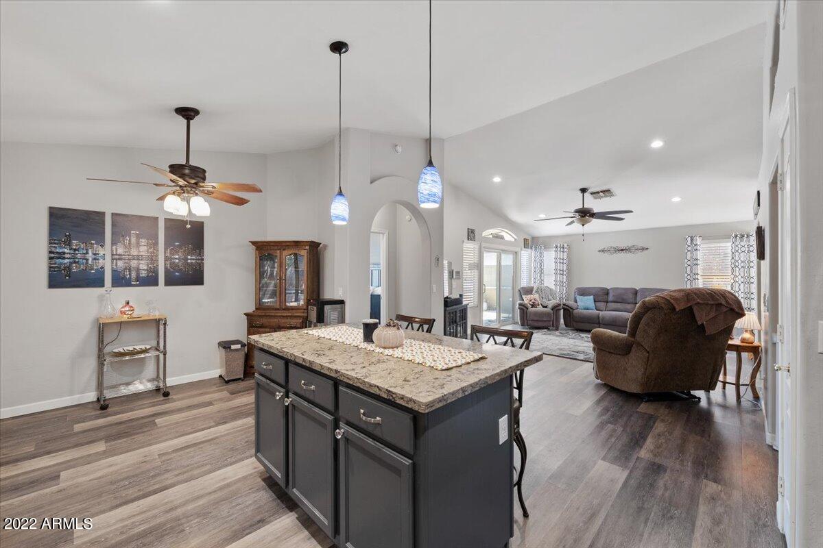 3322 W GARY Drive