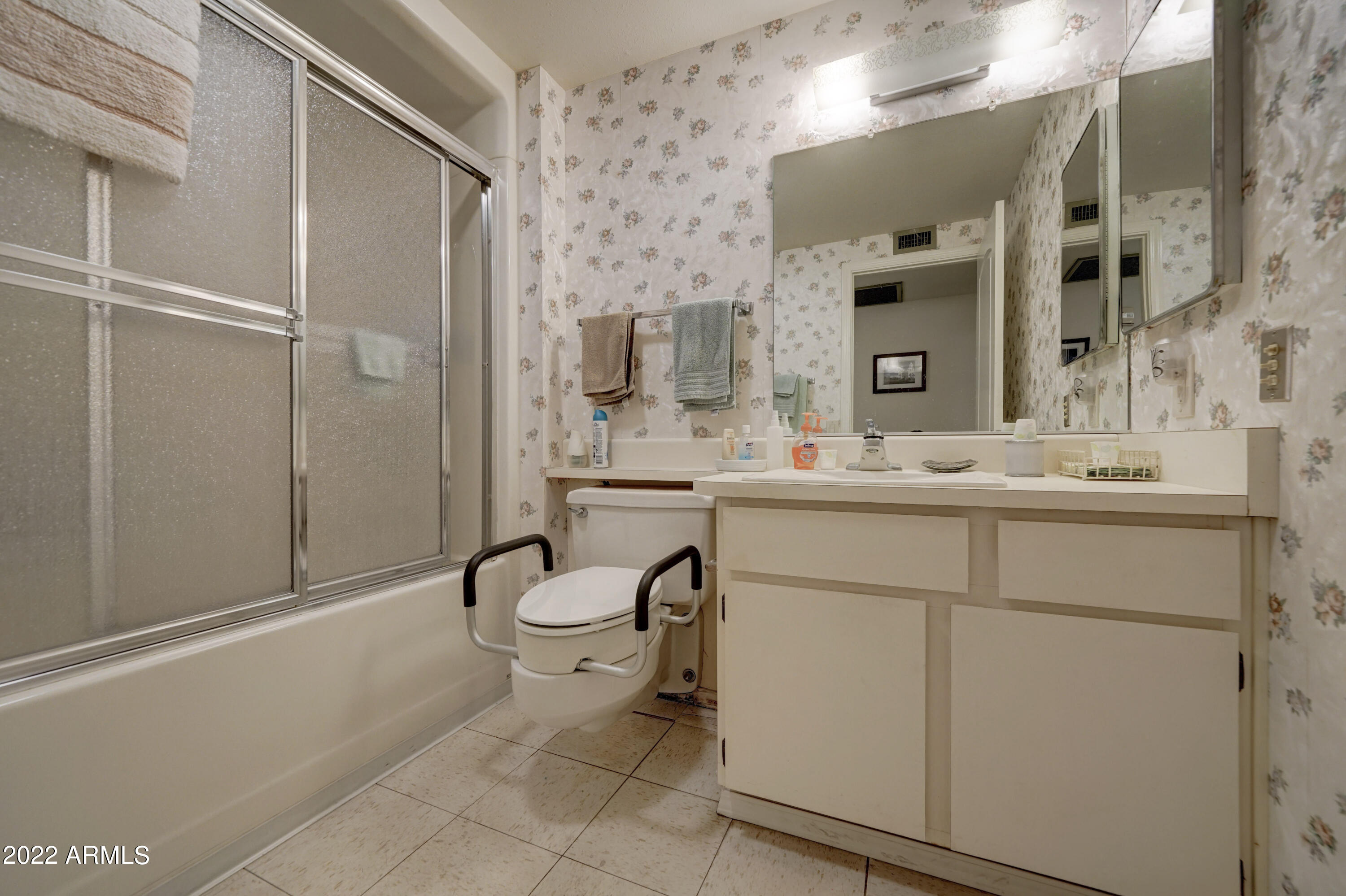 13409 W DESERT GLEN Drive