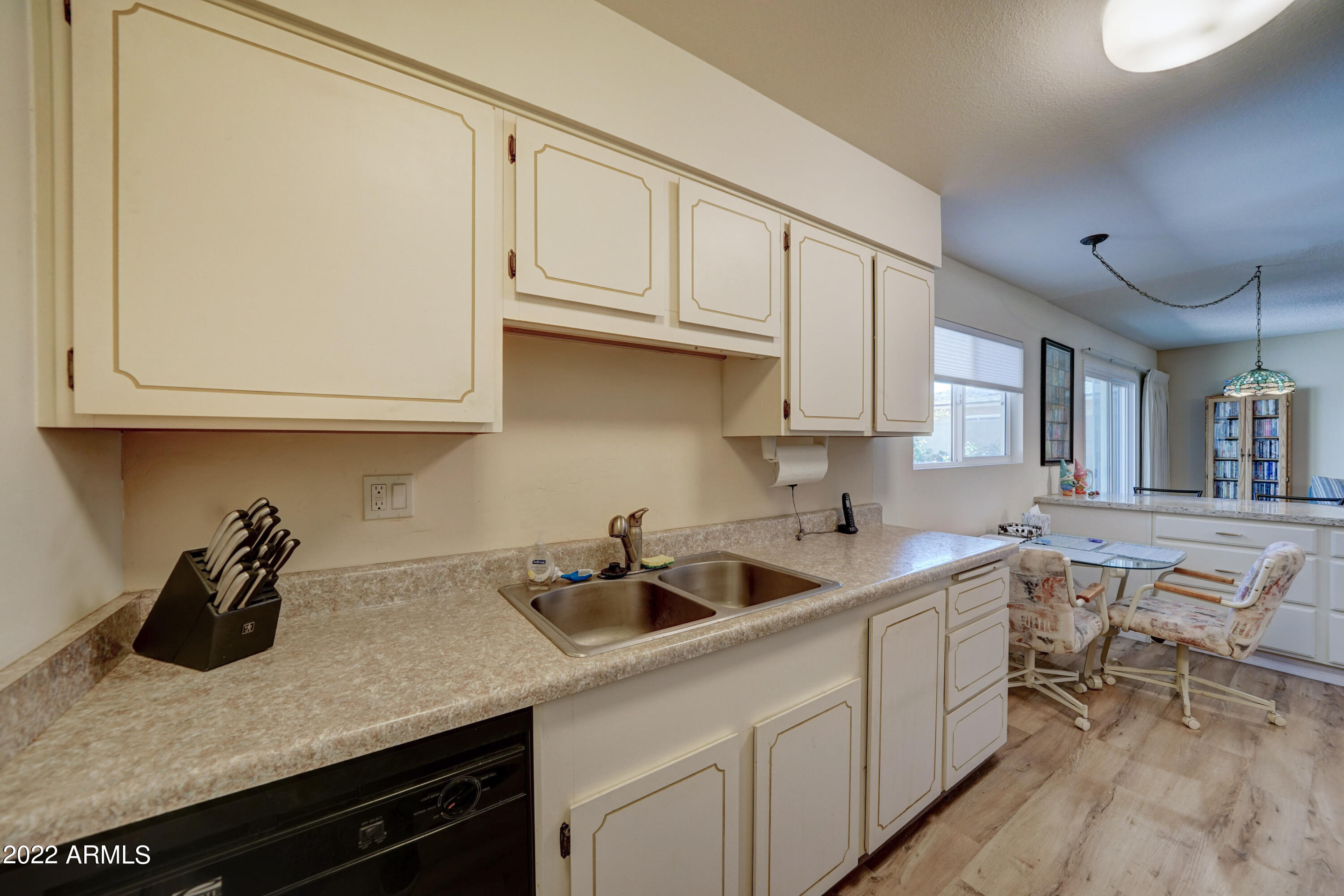 13409 W DESERT GLEN Drive