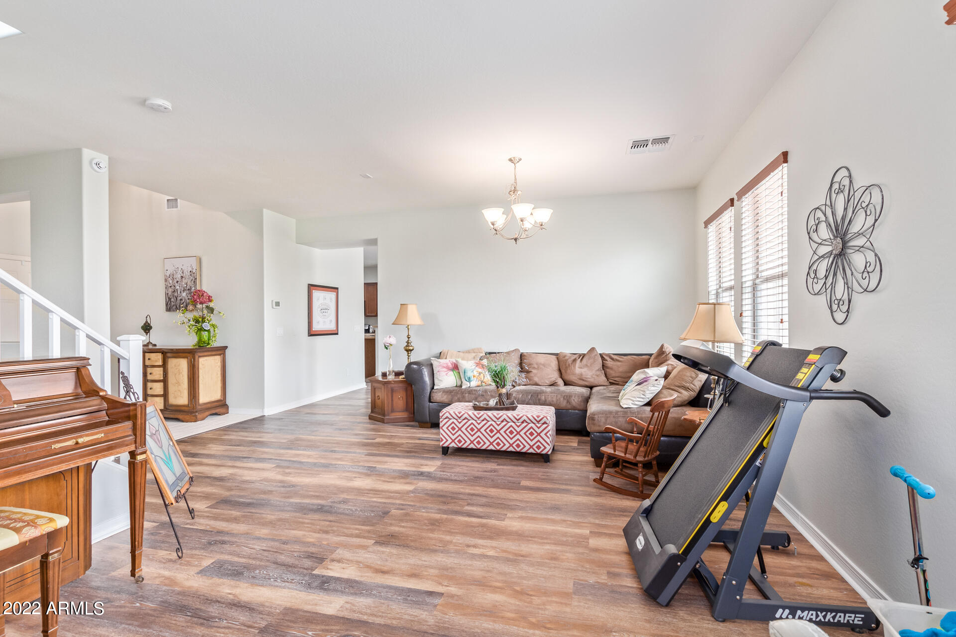 4224 W SAMANTHA Way