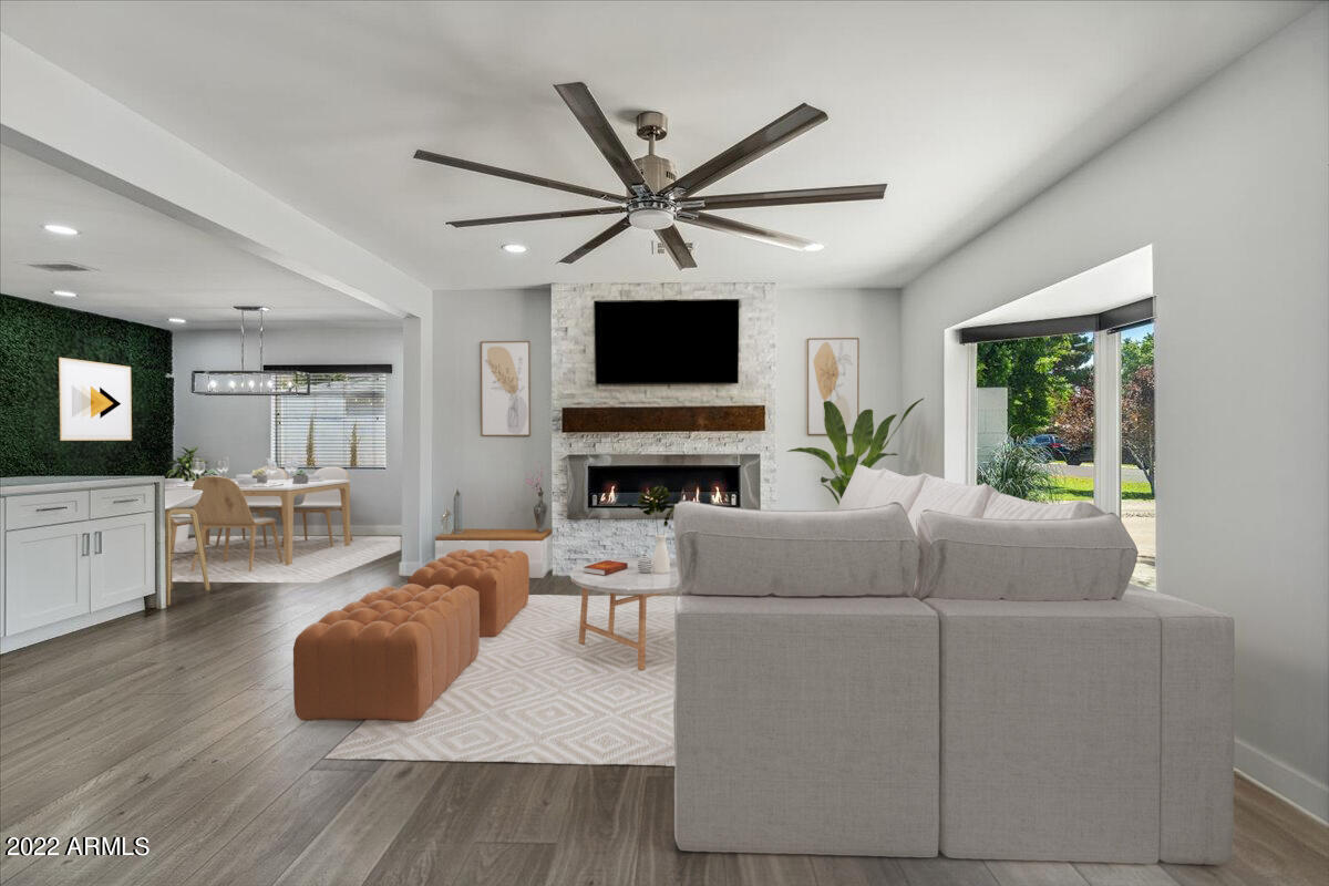 4041 N 40TH Place