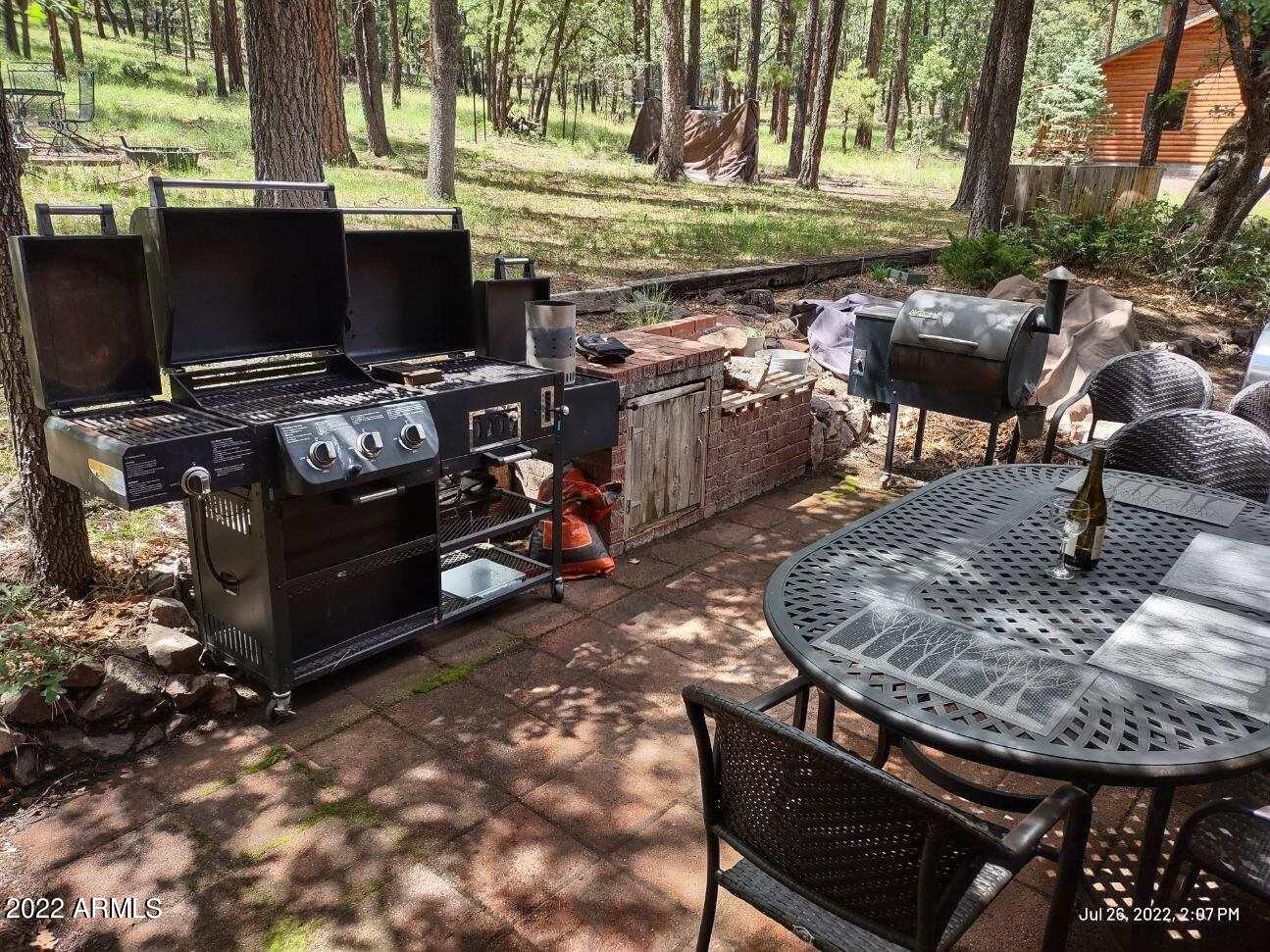 11 COUNTY ROAD 2068 --