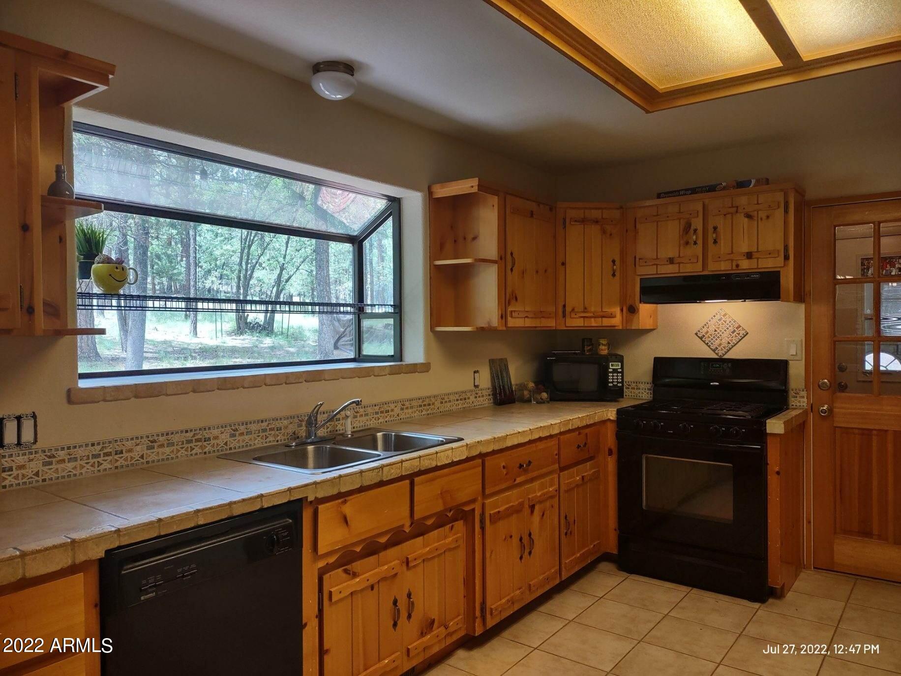 11 COUNTY ROAD 2068 --