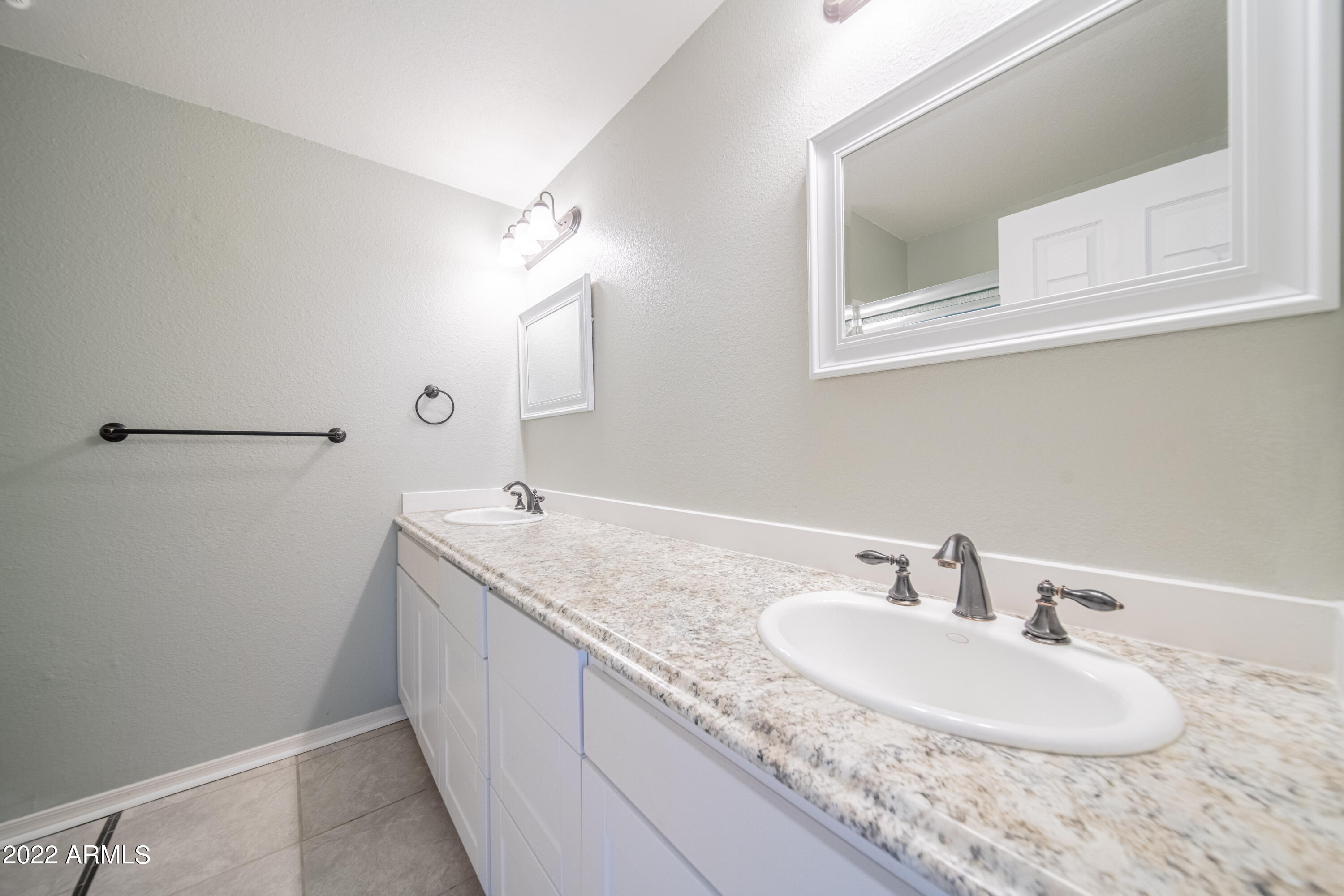 6767 N 7TH Street Unit: 211
