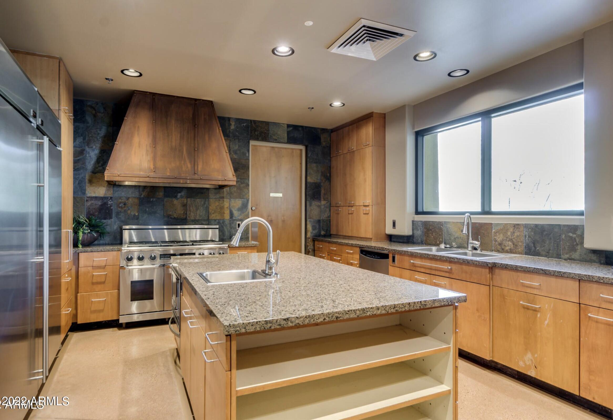 3935 E ROUGH RIDER Road Unit: 1111