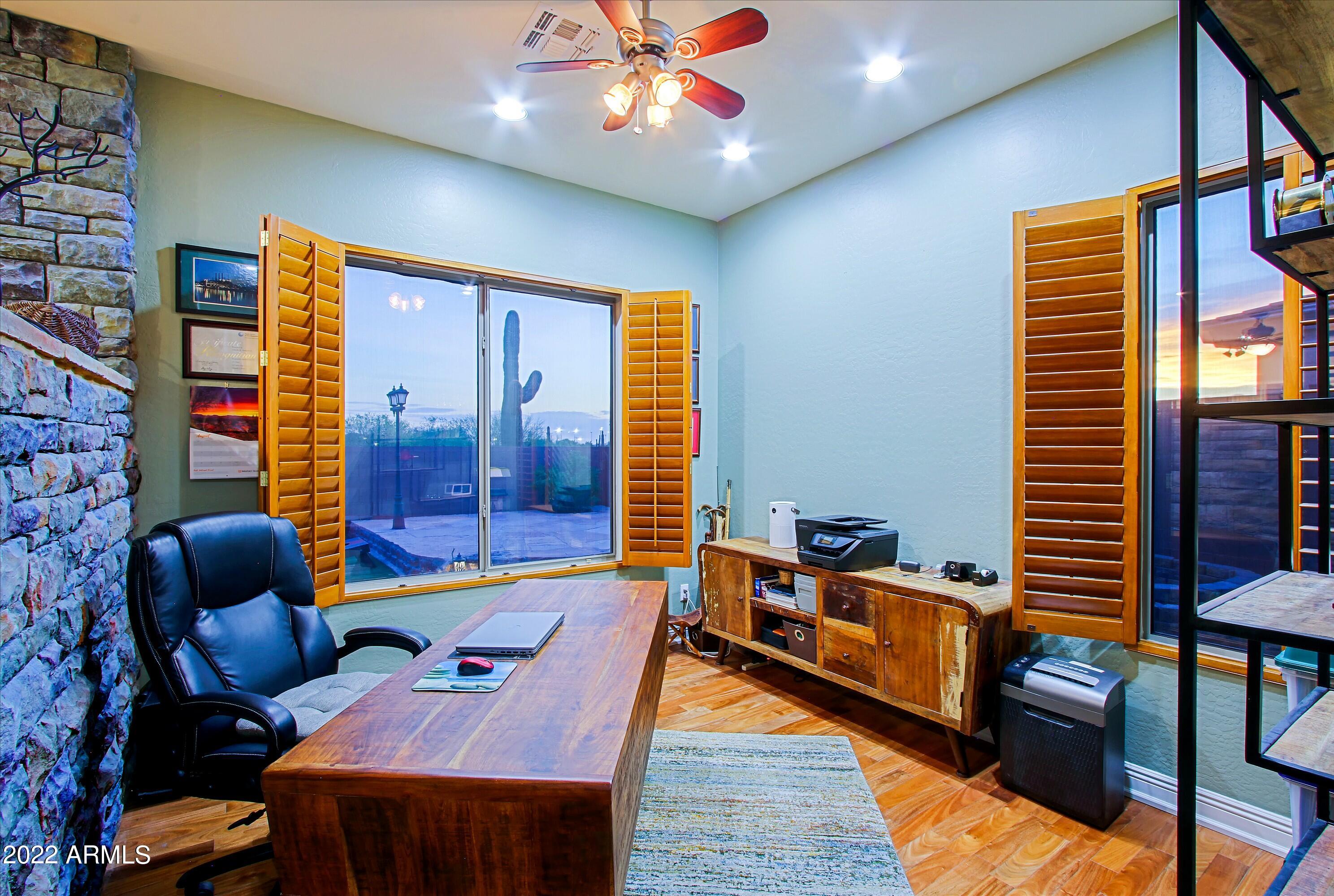 41646 N EMERALD LAKE Drive