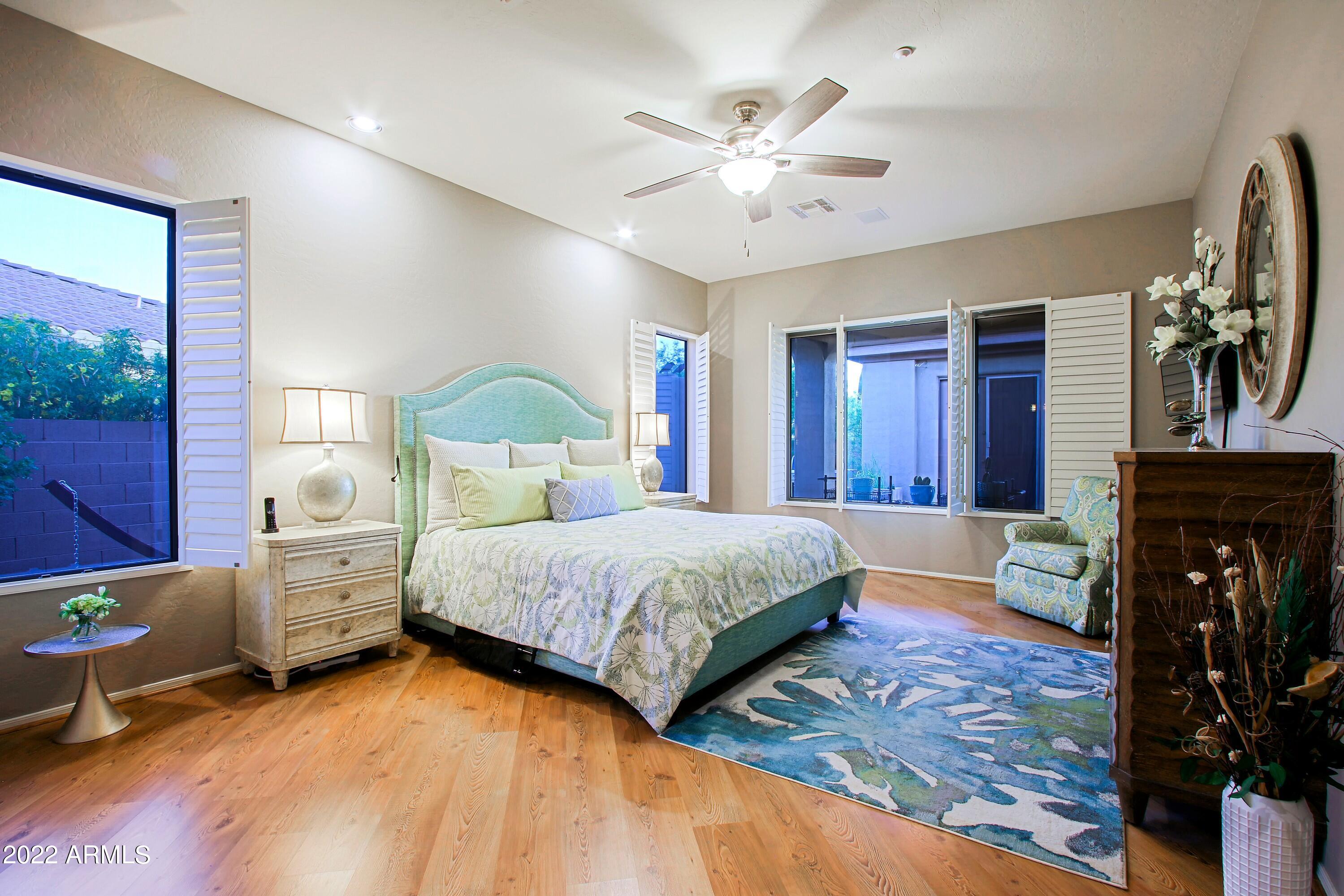 41646 N EMERALD LAKE Drive