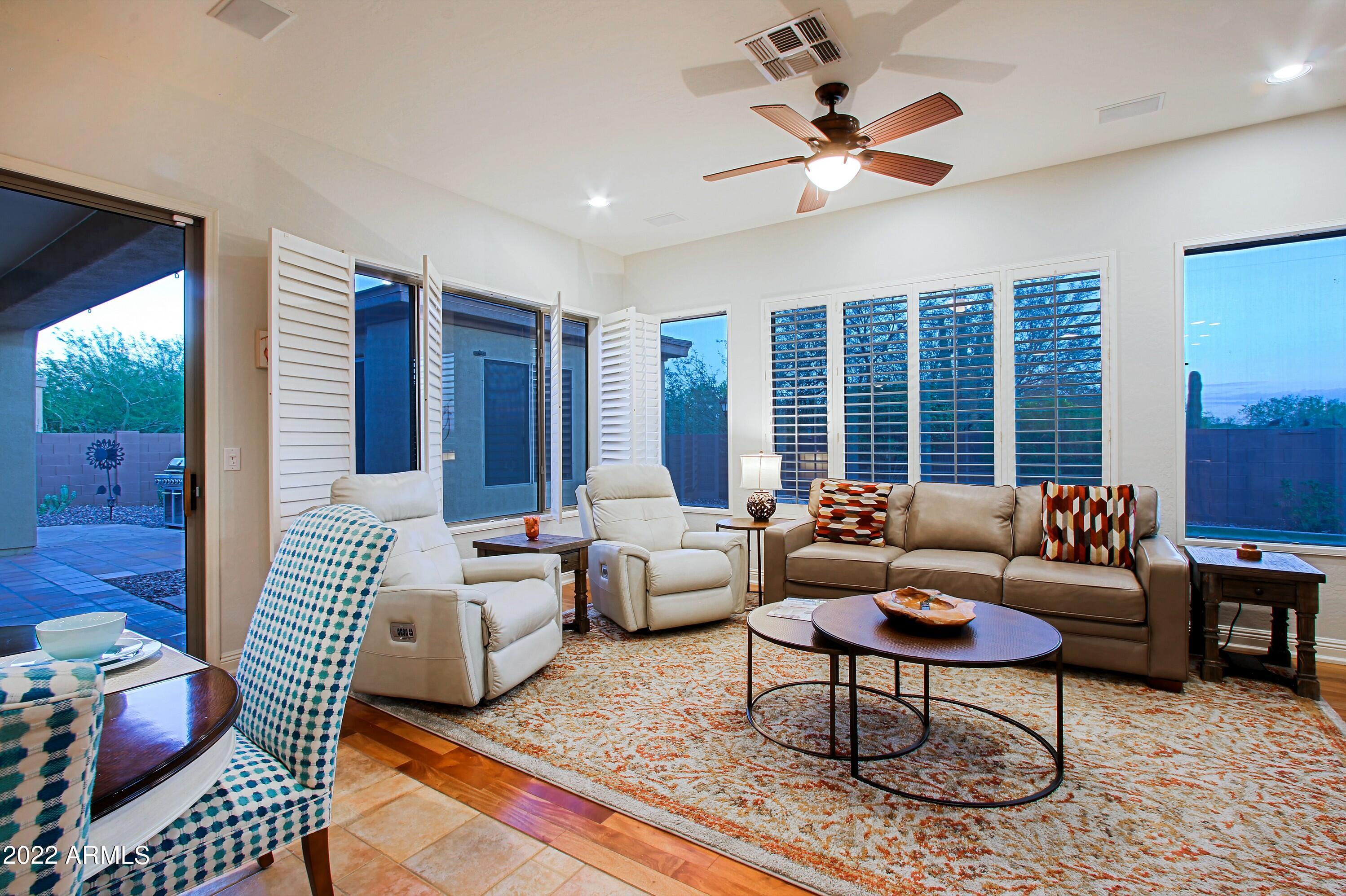 41646 N EMERALD LAKE Drive