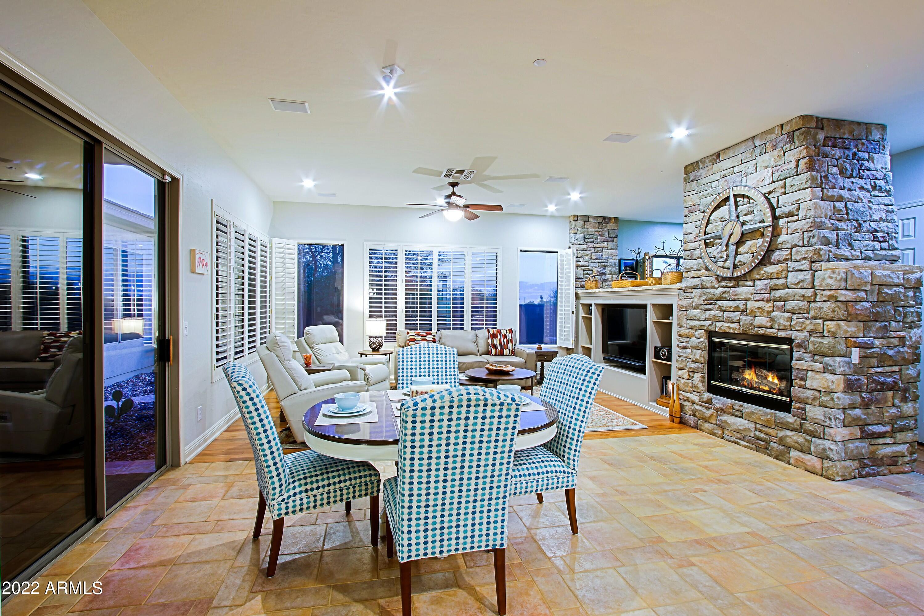 41646 N EMERALD LAKE Drive