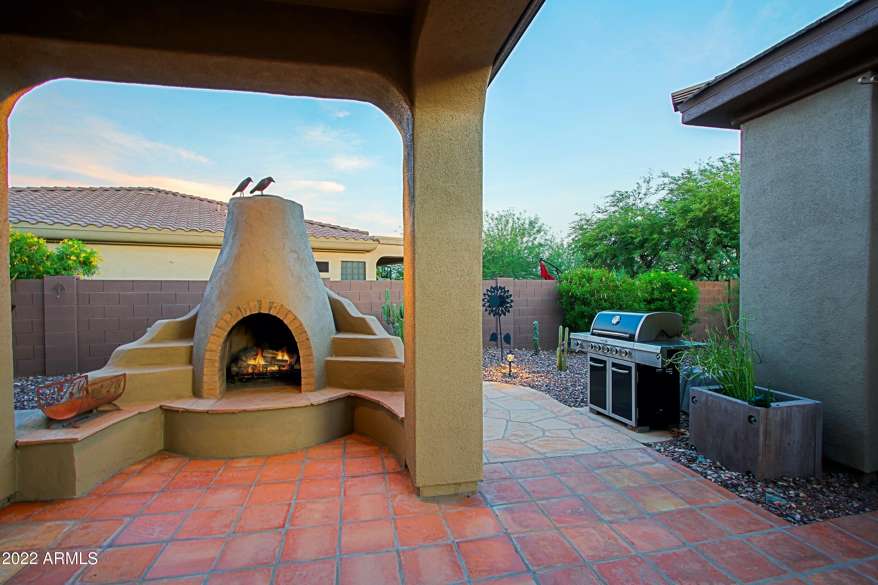 41646 N EMERALD LAKE Drive