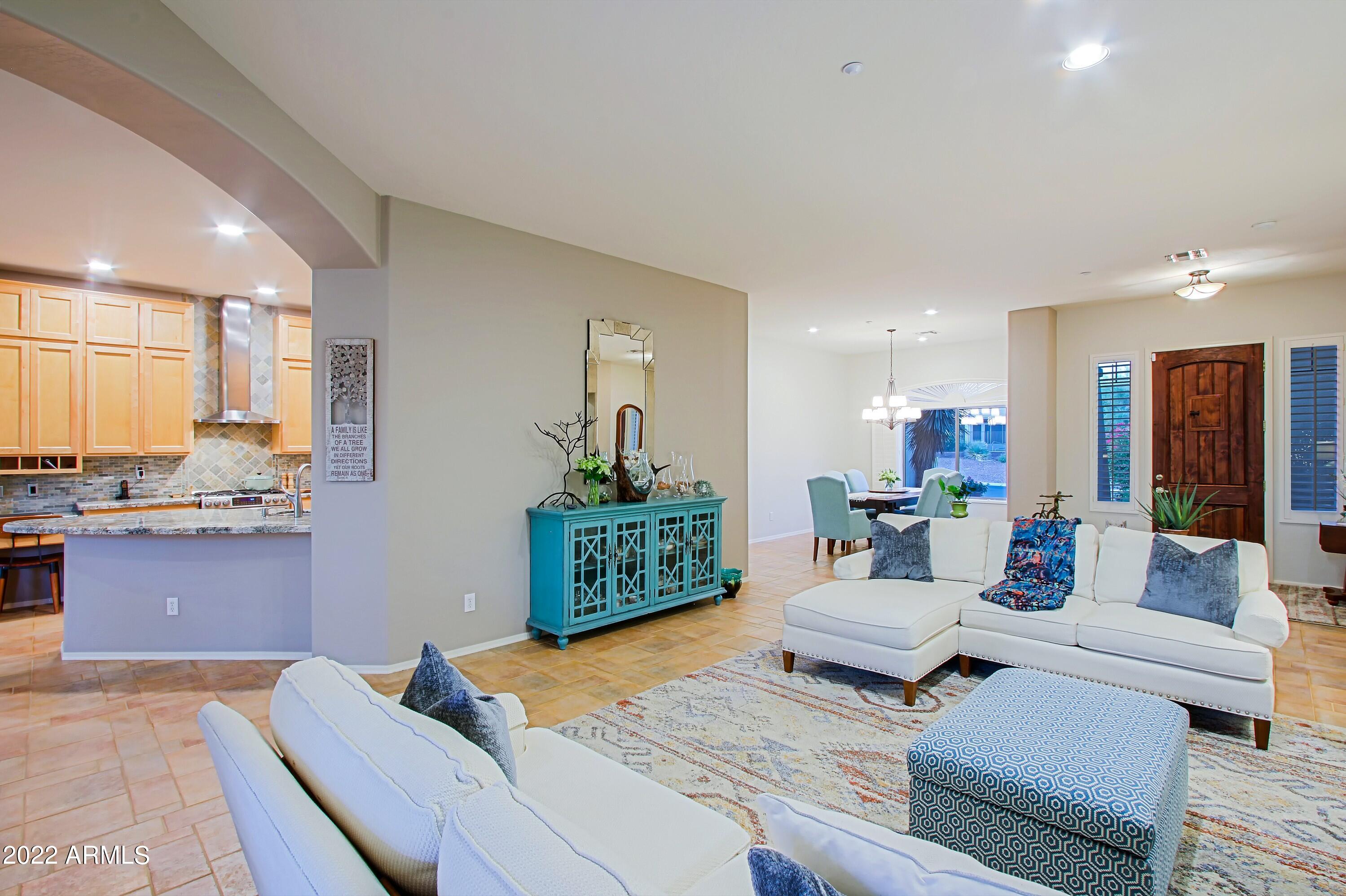 41646 N EMERALD LAKE Drive