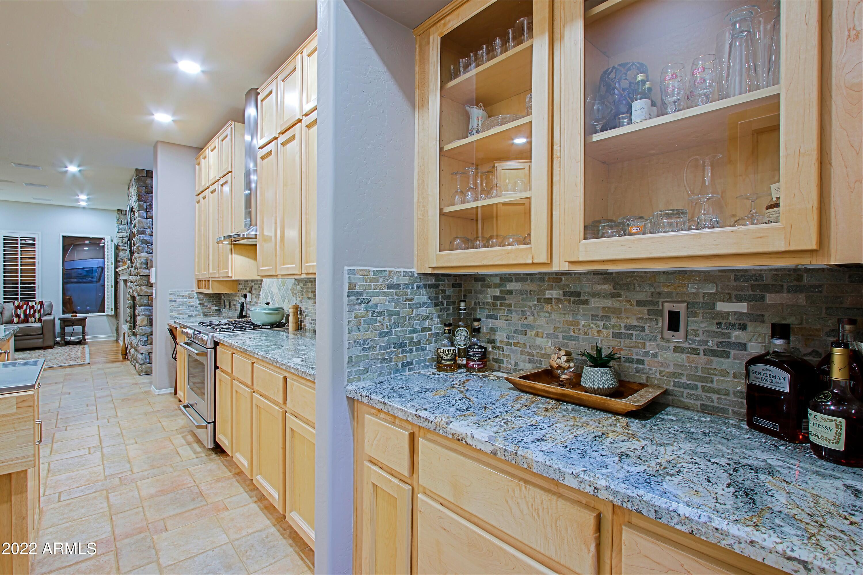 41646 N EMERALD LAKE Drive