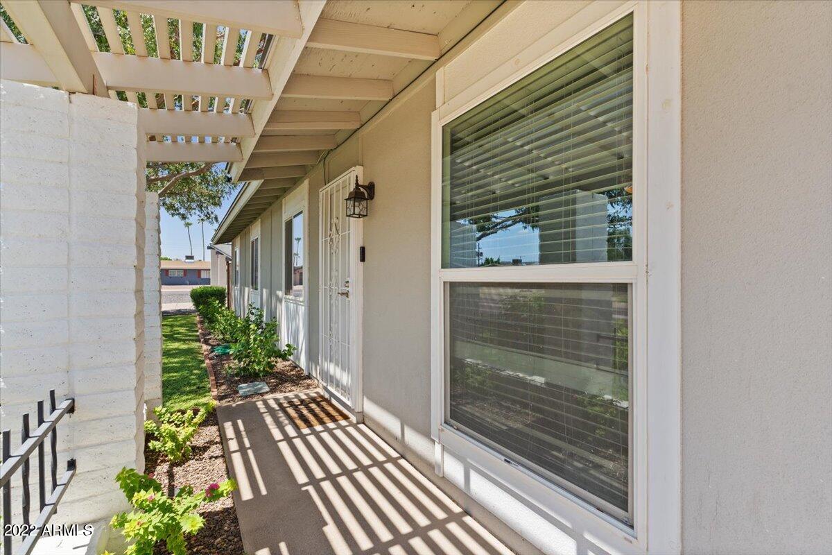 3308 E CHARTER OAK Road