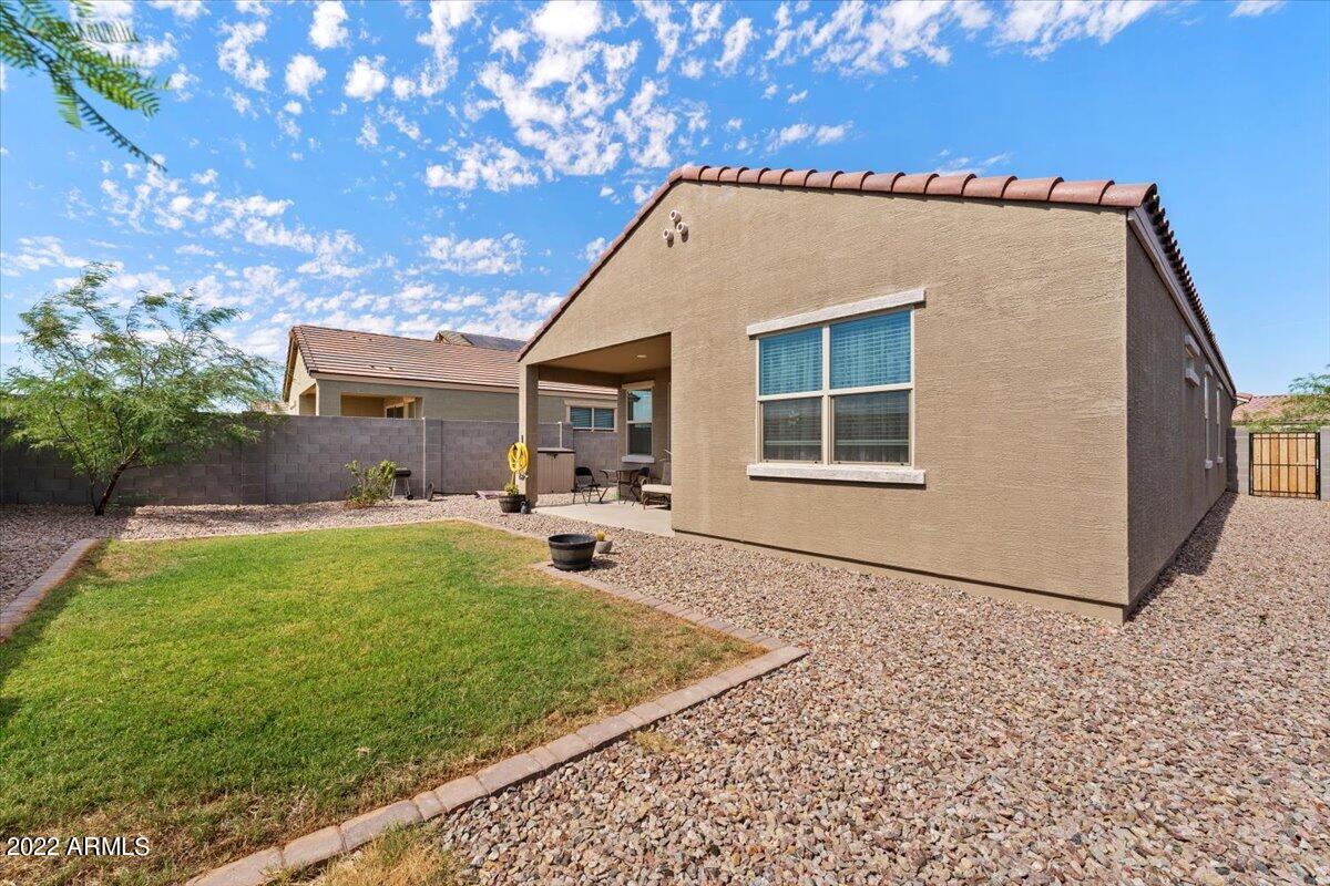 22727 N ROCCO Road