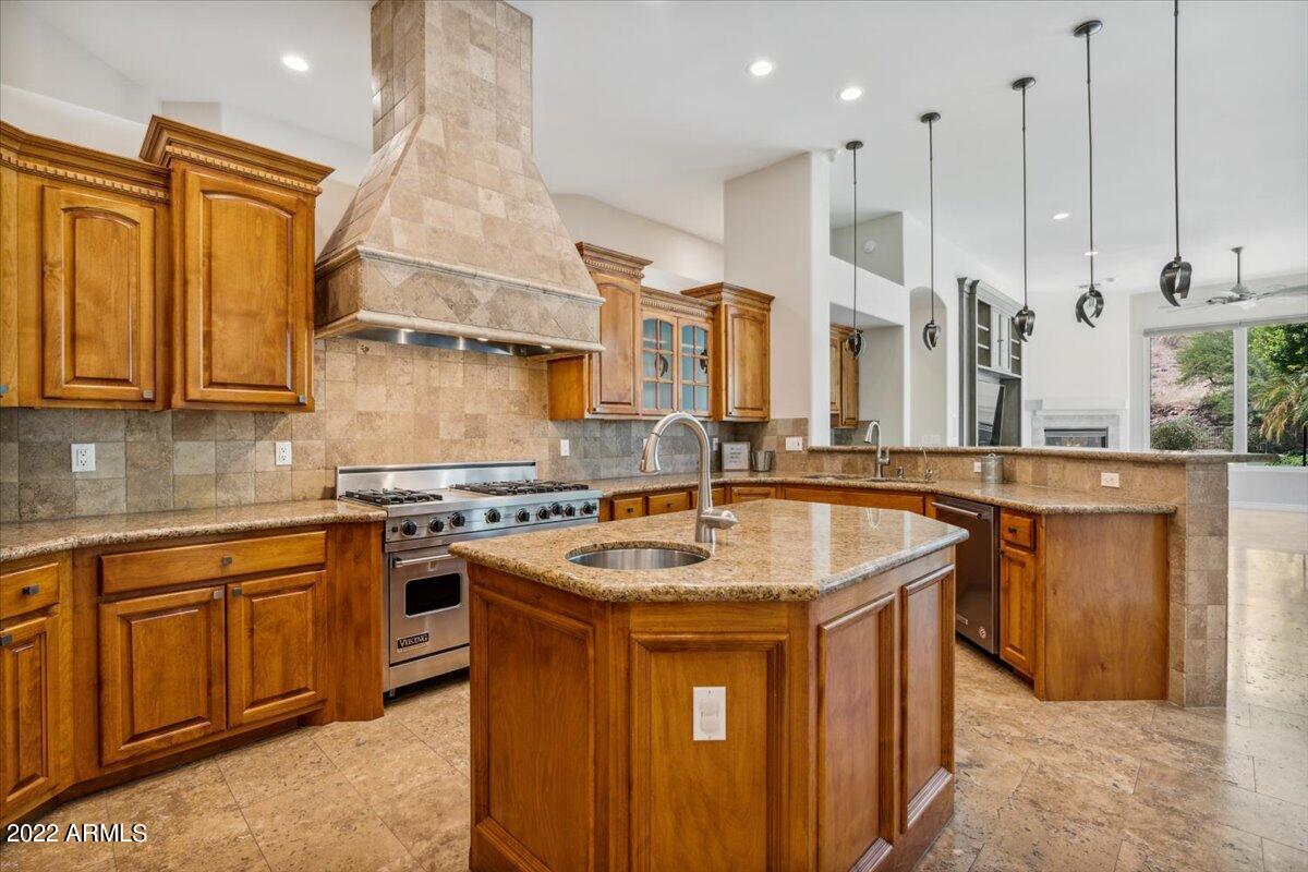 16638 S MOUNTAIN STONE Trail
